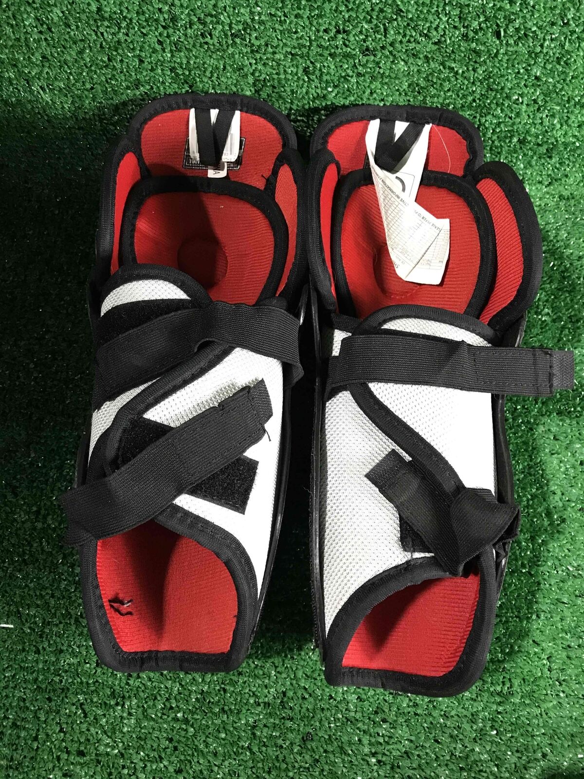 Easton Synergy HSX 9" Hockey Shin Guards