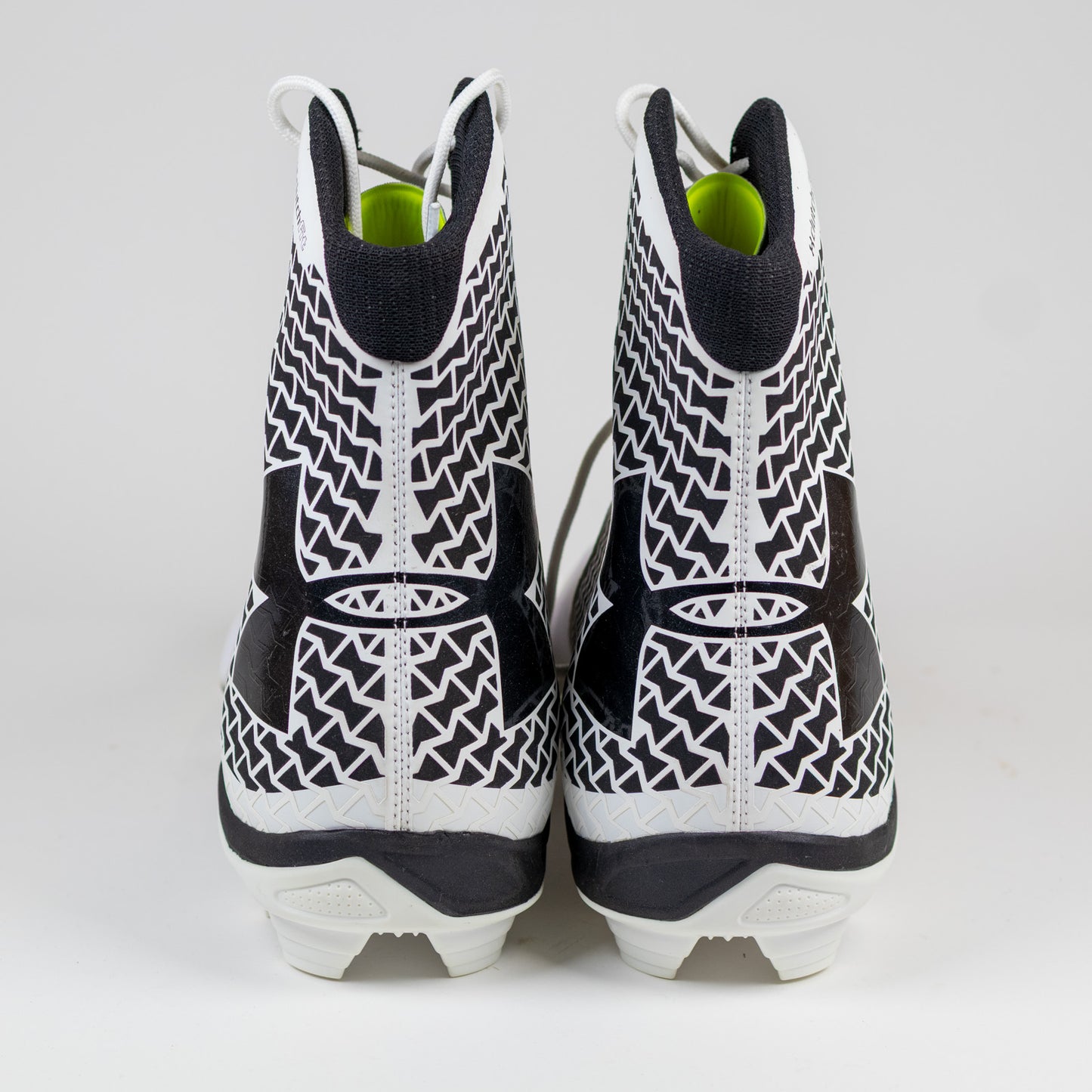 Under Armour Team Spine Brawler Football Cleats Men's Size 16.0 – New Without Box