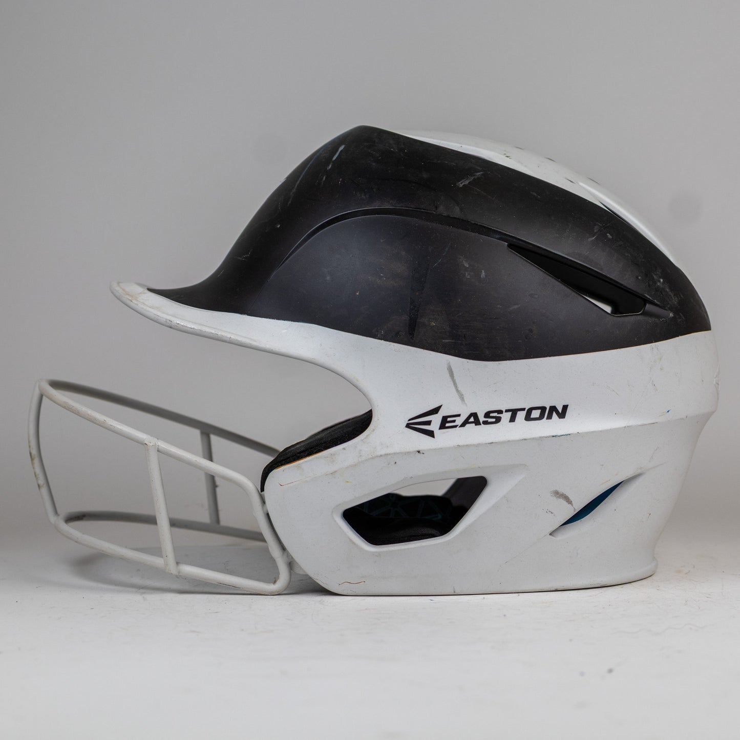 Easton Prowess 6 7/8" to 7 3/8" Senior baseball helmet