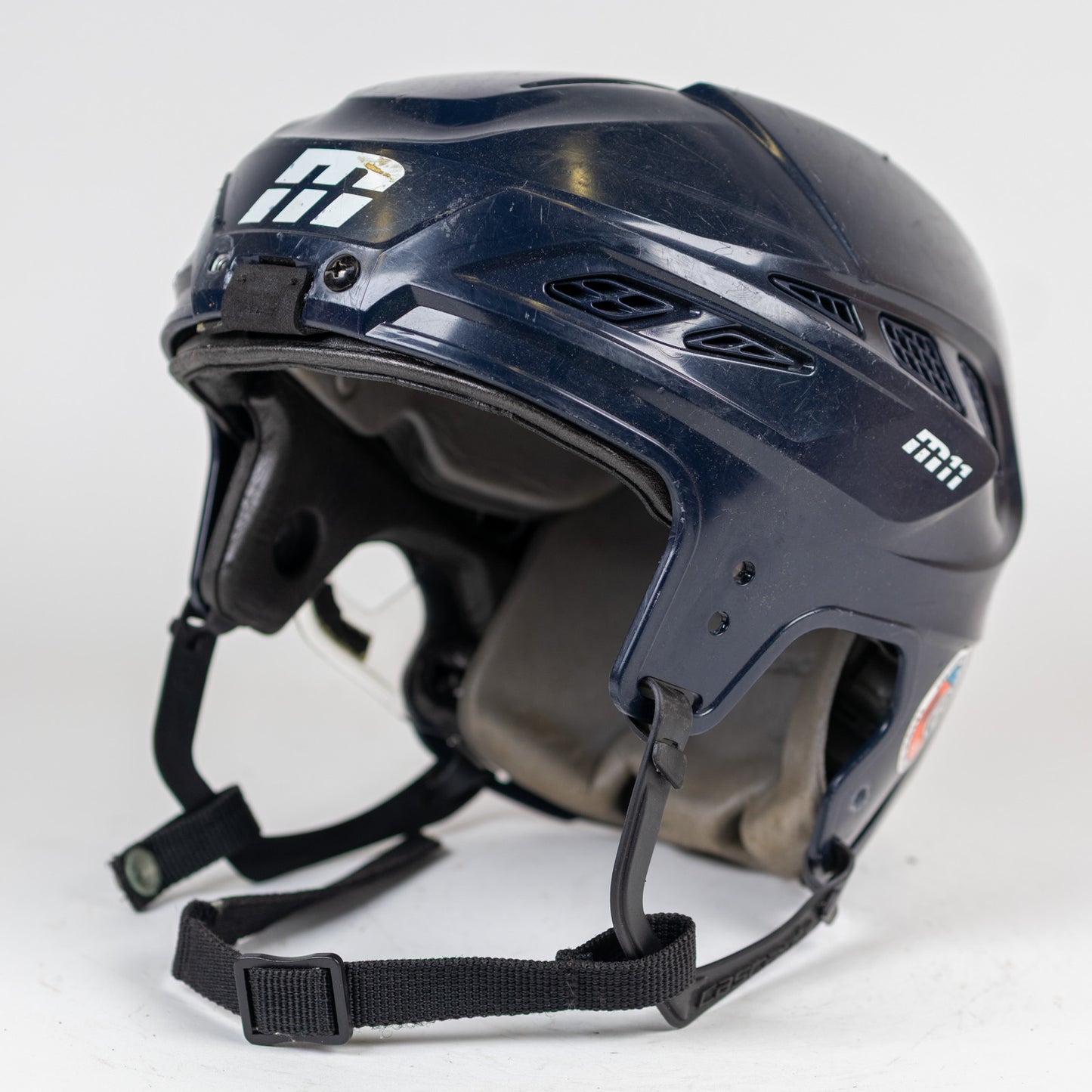 Cascade M11 Small 6 1/2"–7" Hockey Helmet