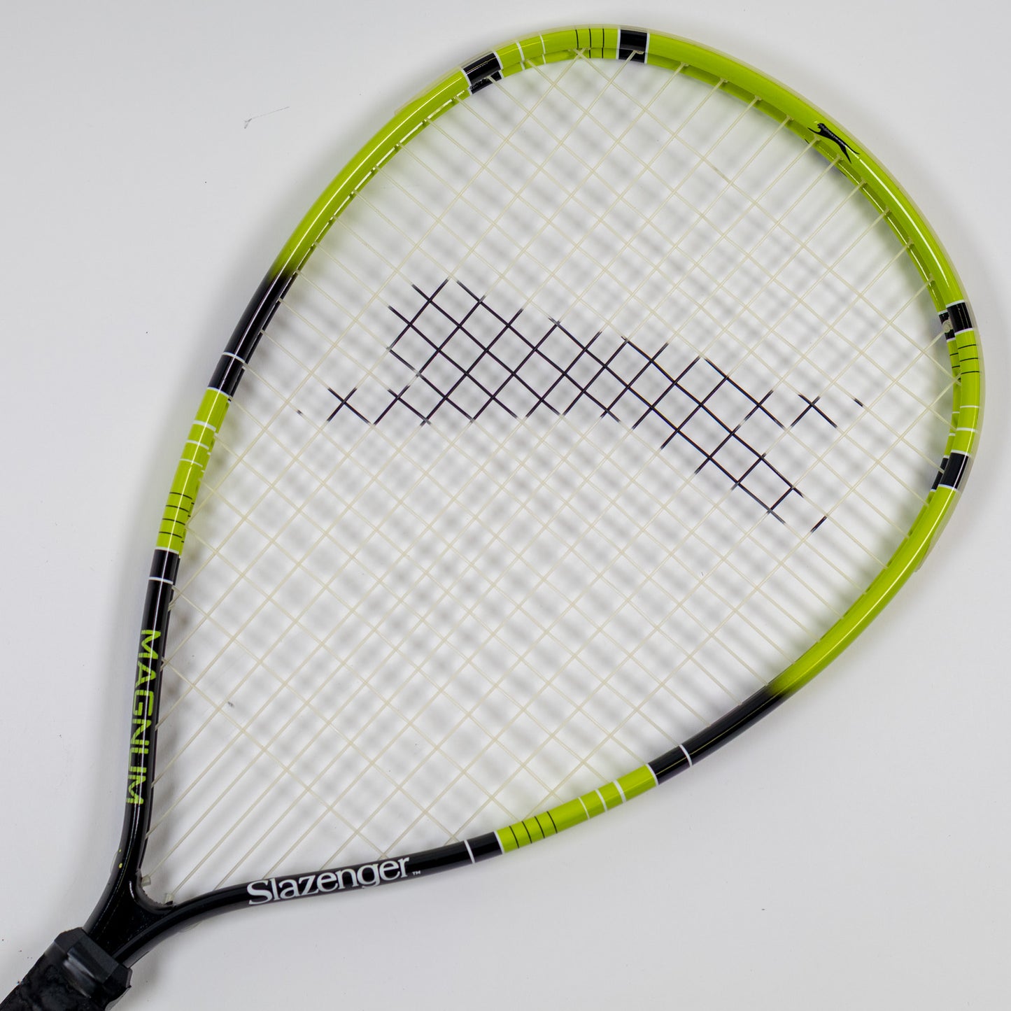 Slazenger Magnum Racquetball Racquet 4 " Grip + 110 sq in Head Size