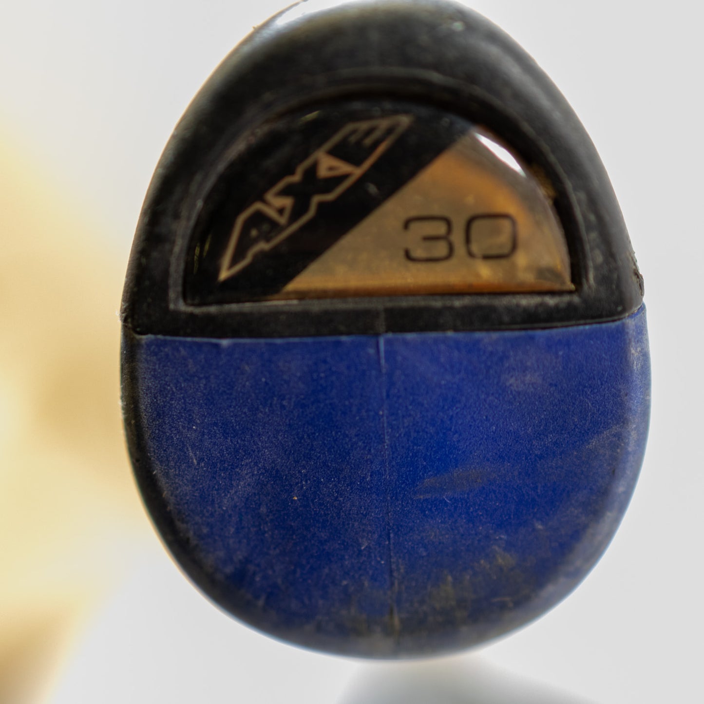 Axe Avenge Pro 30/22 (-8) 2 3/4" USSSA (1.15 BPF) Baseball Bat