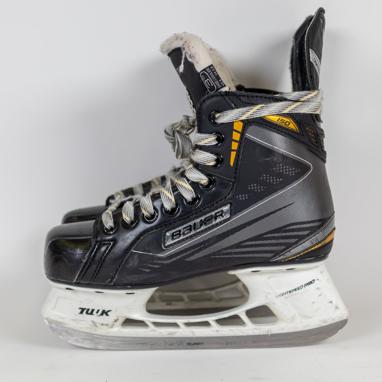 Bauer Supreme 150 Size 3.0D Hockey Skates
