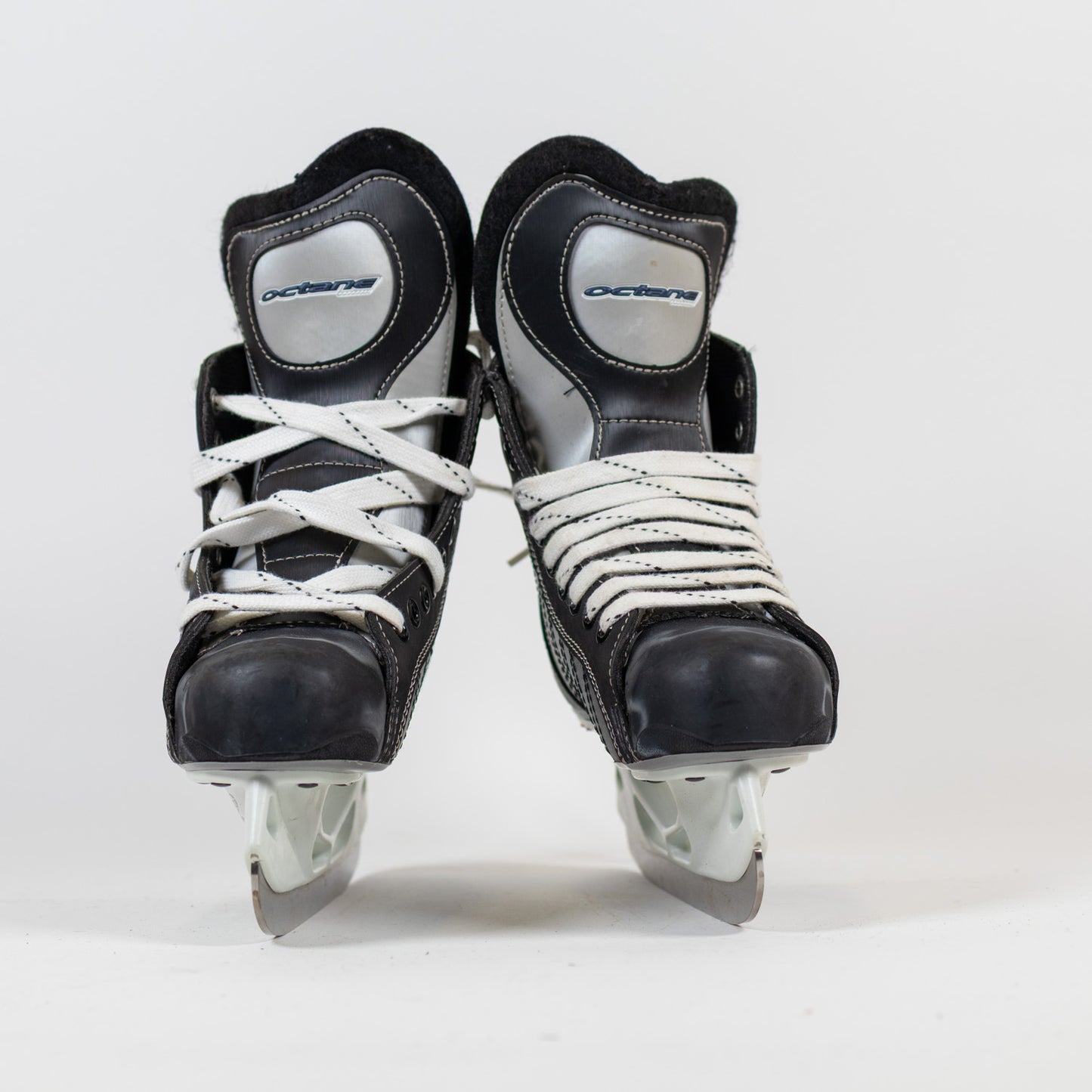 Vintage Easton Octane Size 3 Hockey Skates