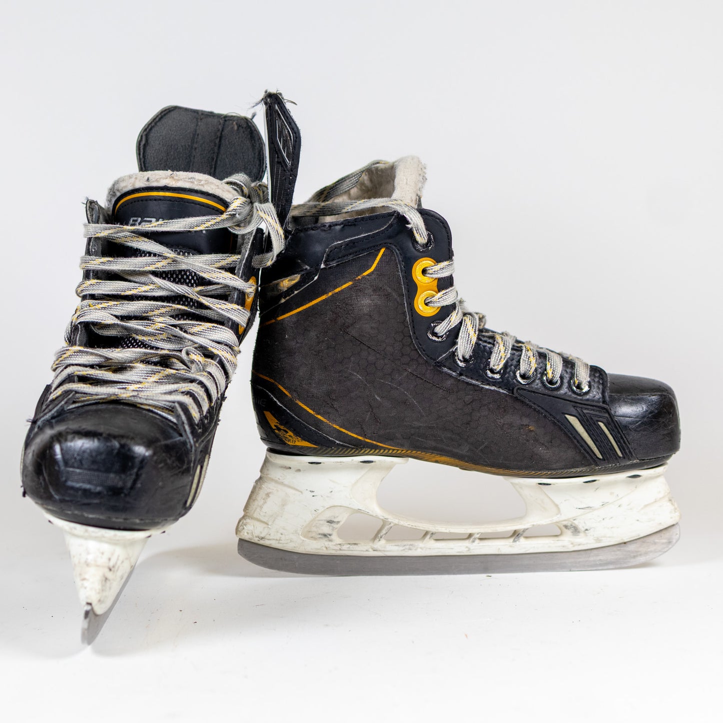 Bauer Supreme One.6 Size 3.0D Hockey Skates
