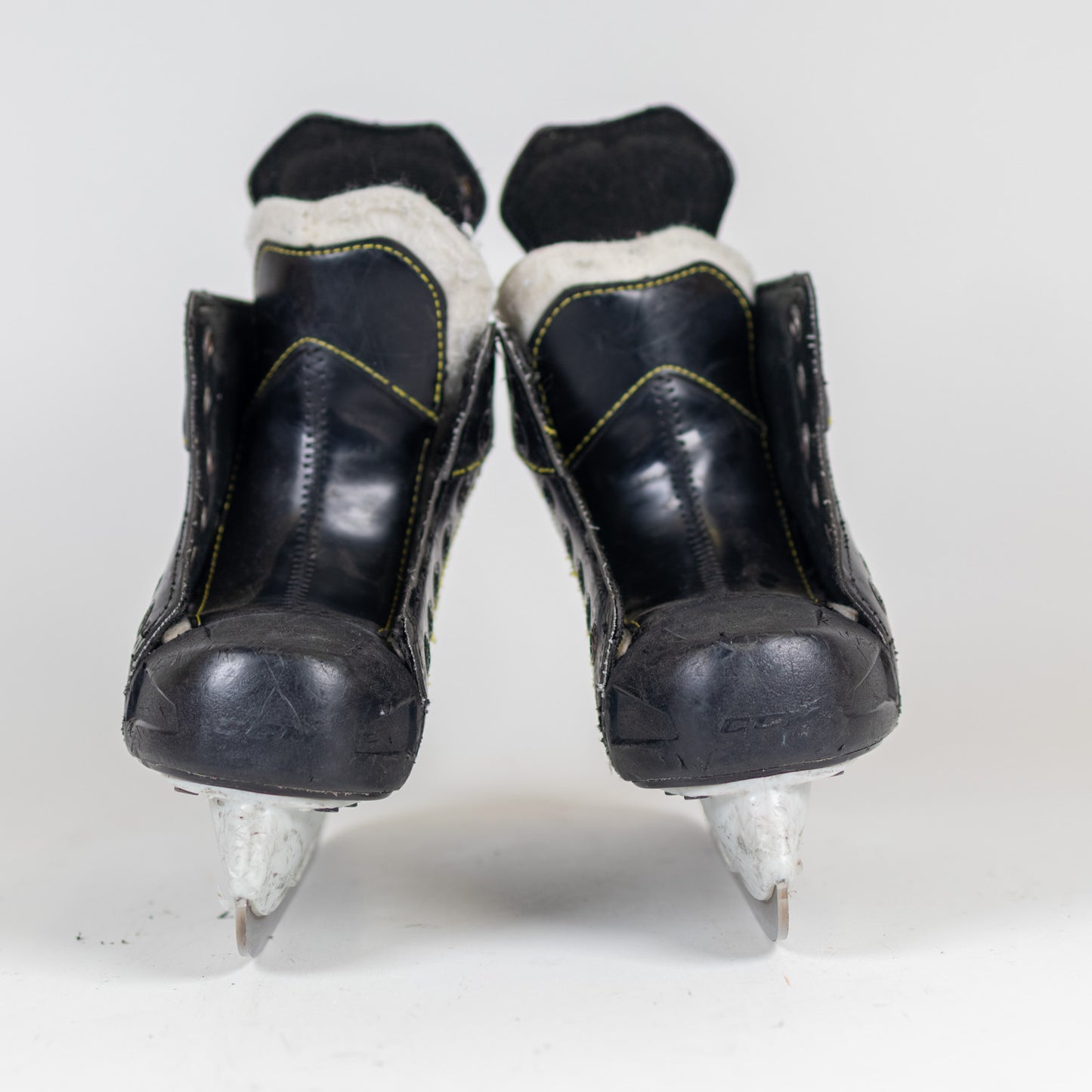 CCM Tacks 9040 Youth 12Y Hockey Skates