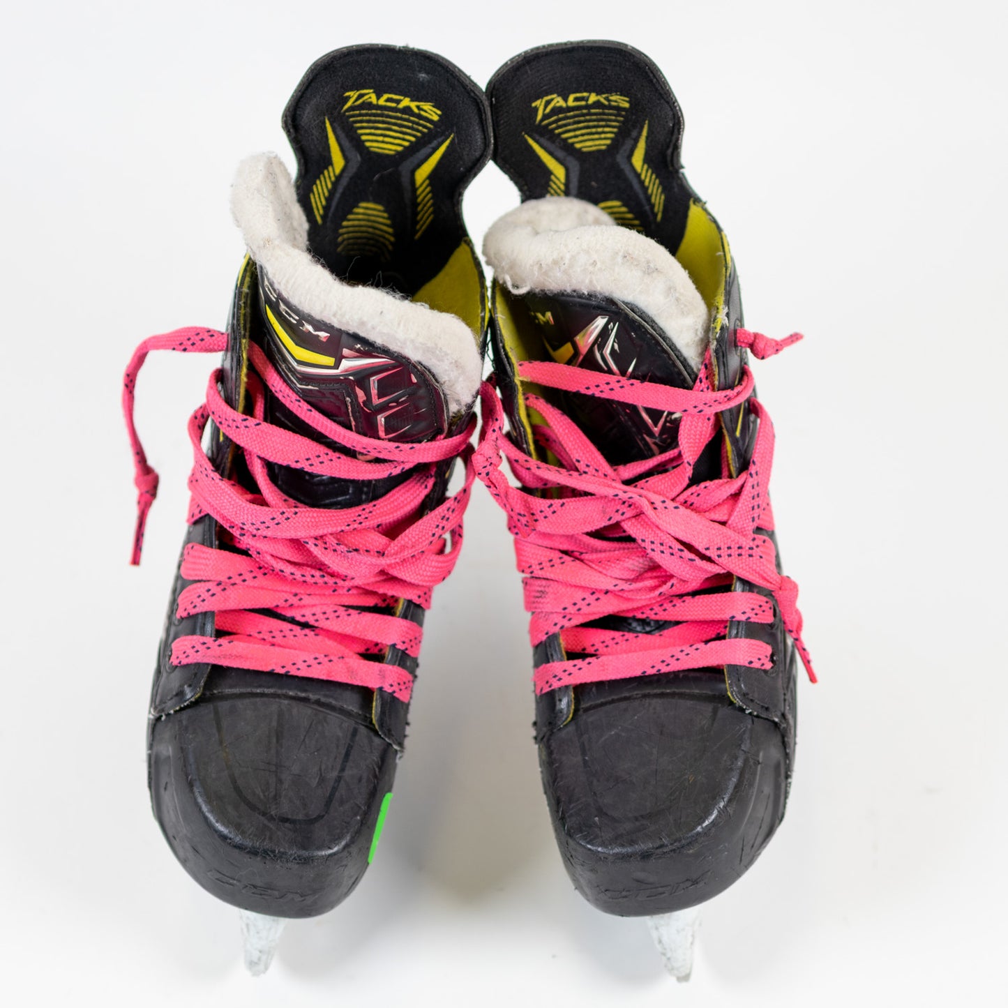 CCM Tacks 4092 Size 2 Hockey Skates