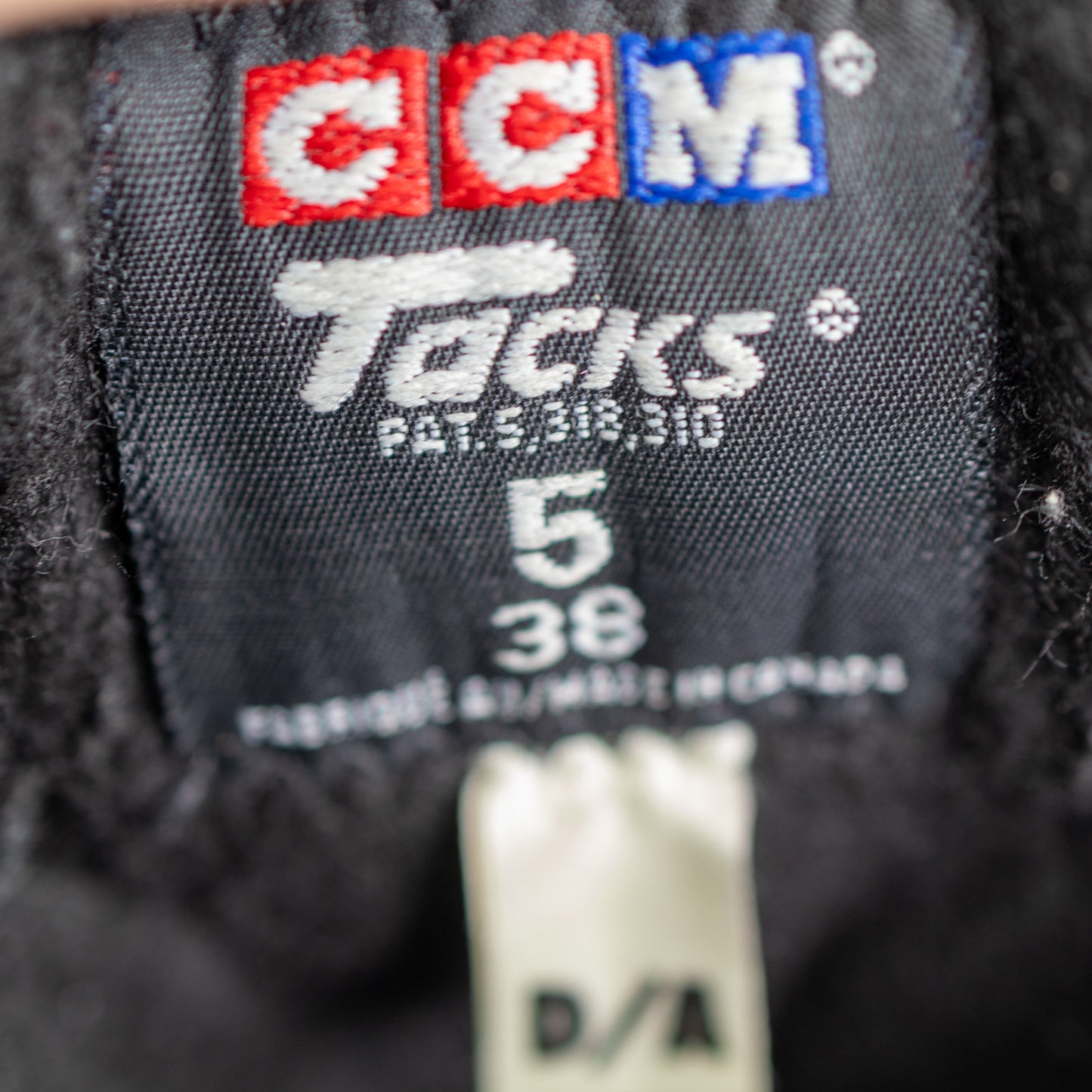 CCM Vintage Tacks 152 Size 5.0 Hockey Skates