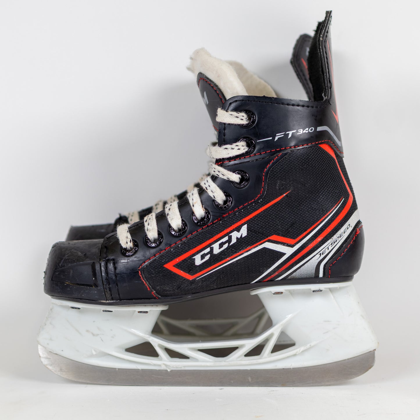 CCM JetSpeed FT340 Size 1.0 Hockey Skates