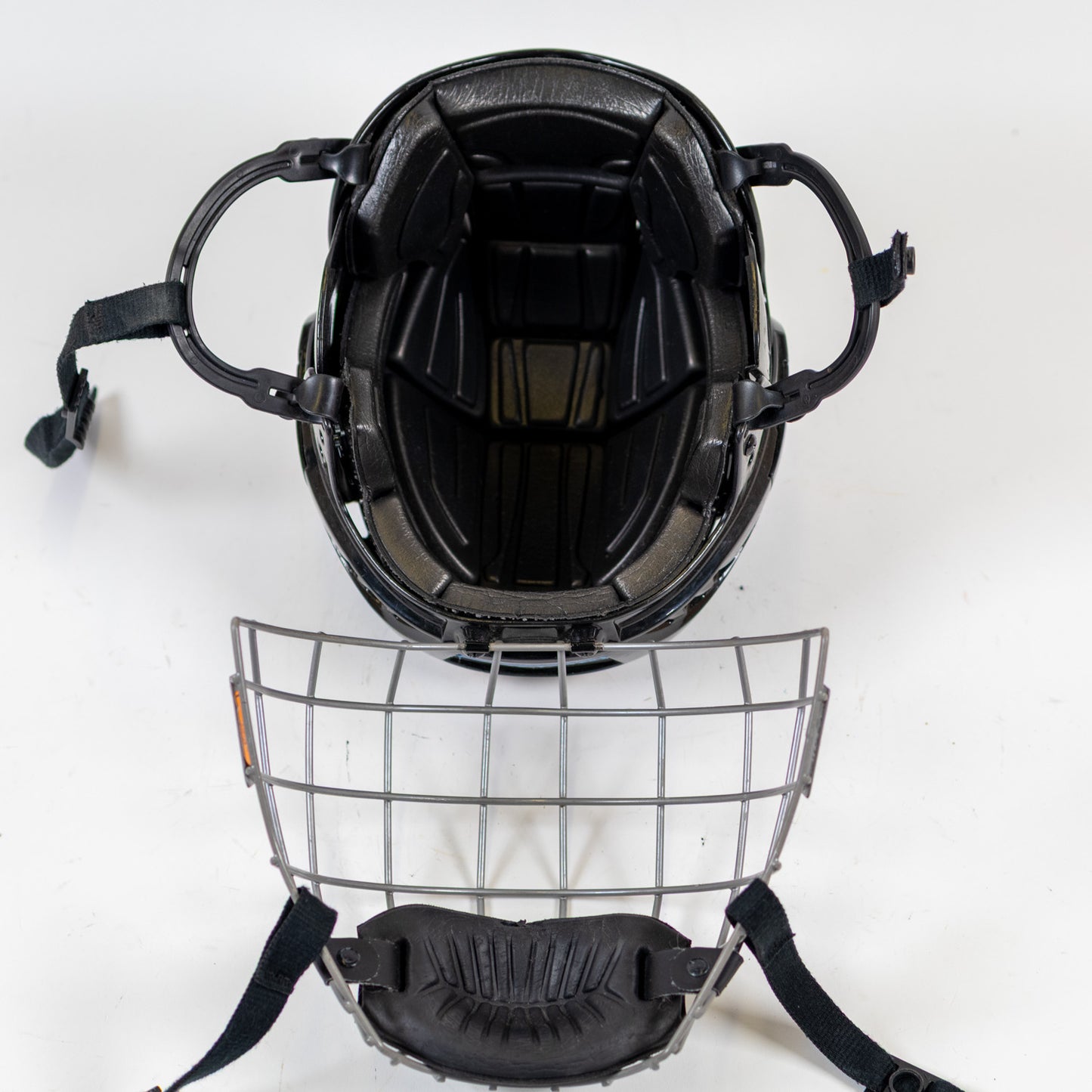 CCM FL40 X-Small 6" to 6 5/8" Hockey Helmet