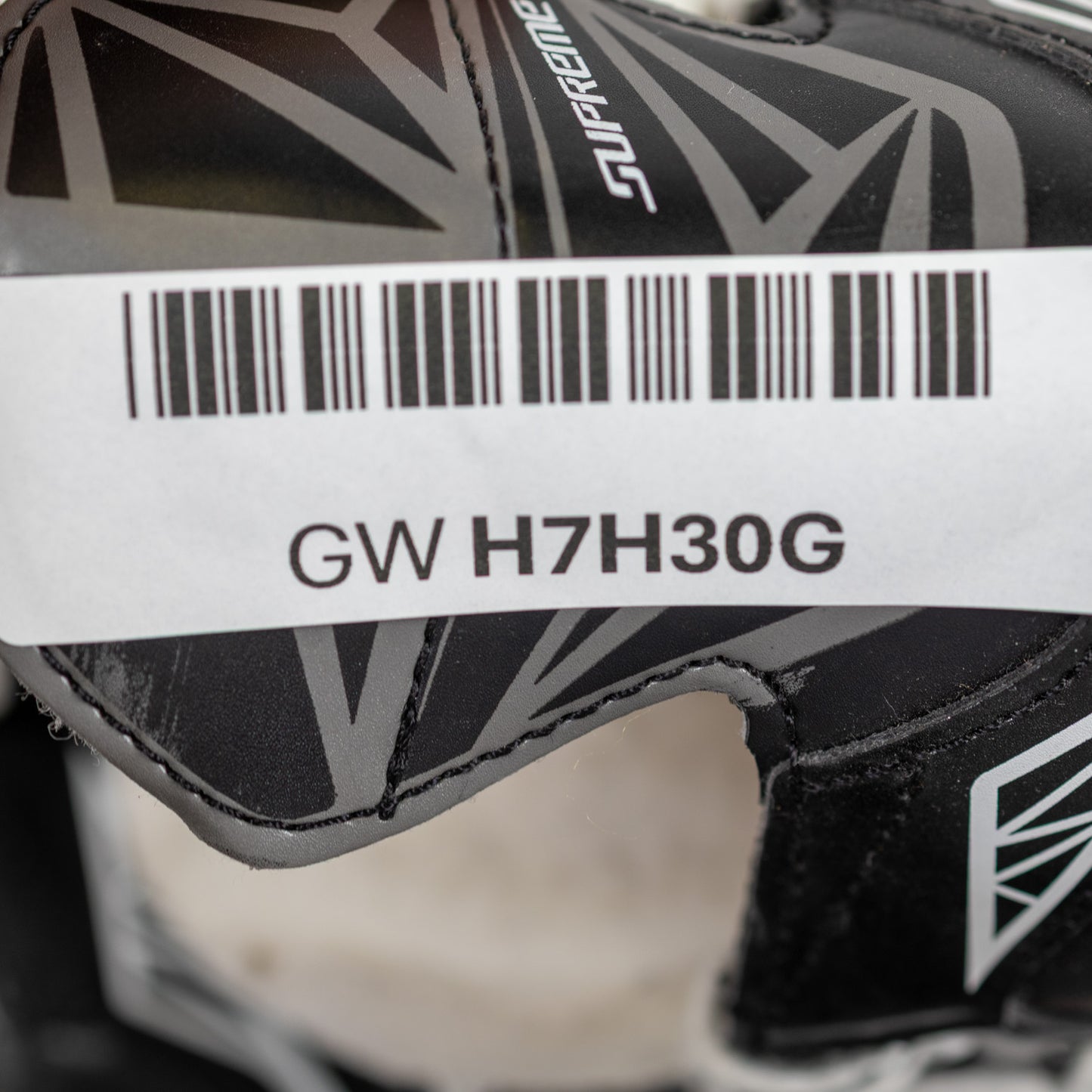 Bauer Supreme S140 Size 3R Hockey Skates