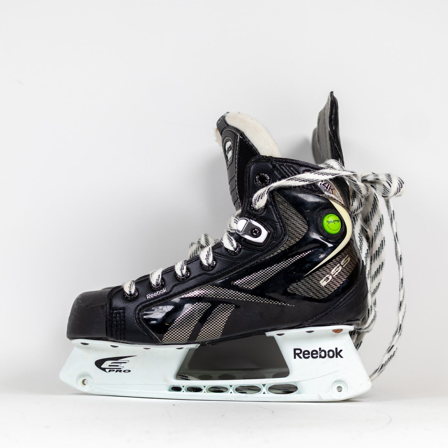 Reebok 14K Size 3.5 Hockey Skates