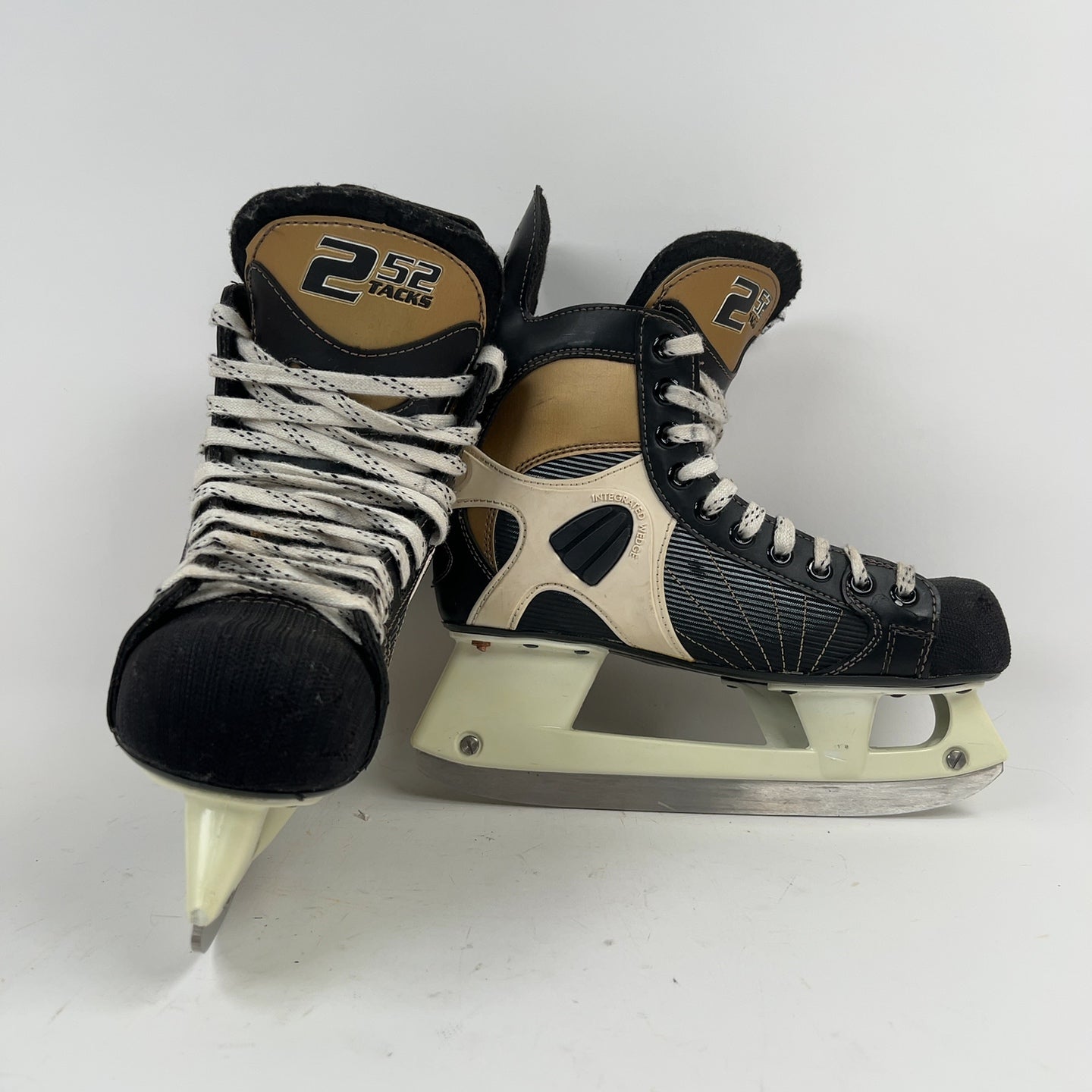 CCM Tacks 252 Size 5 Hockey Skates