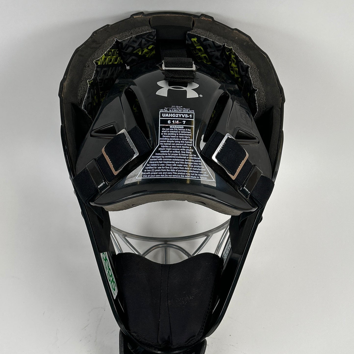 Under Armour UAHG2YVS-1 6 1/4" to 7" Junior Catchers Helmet