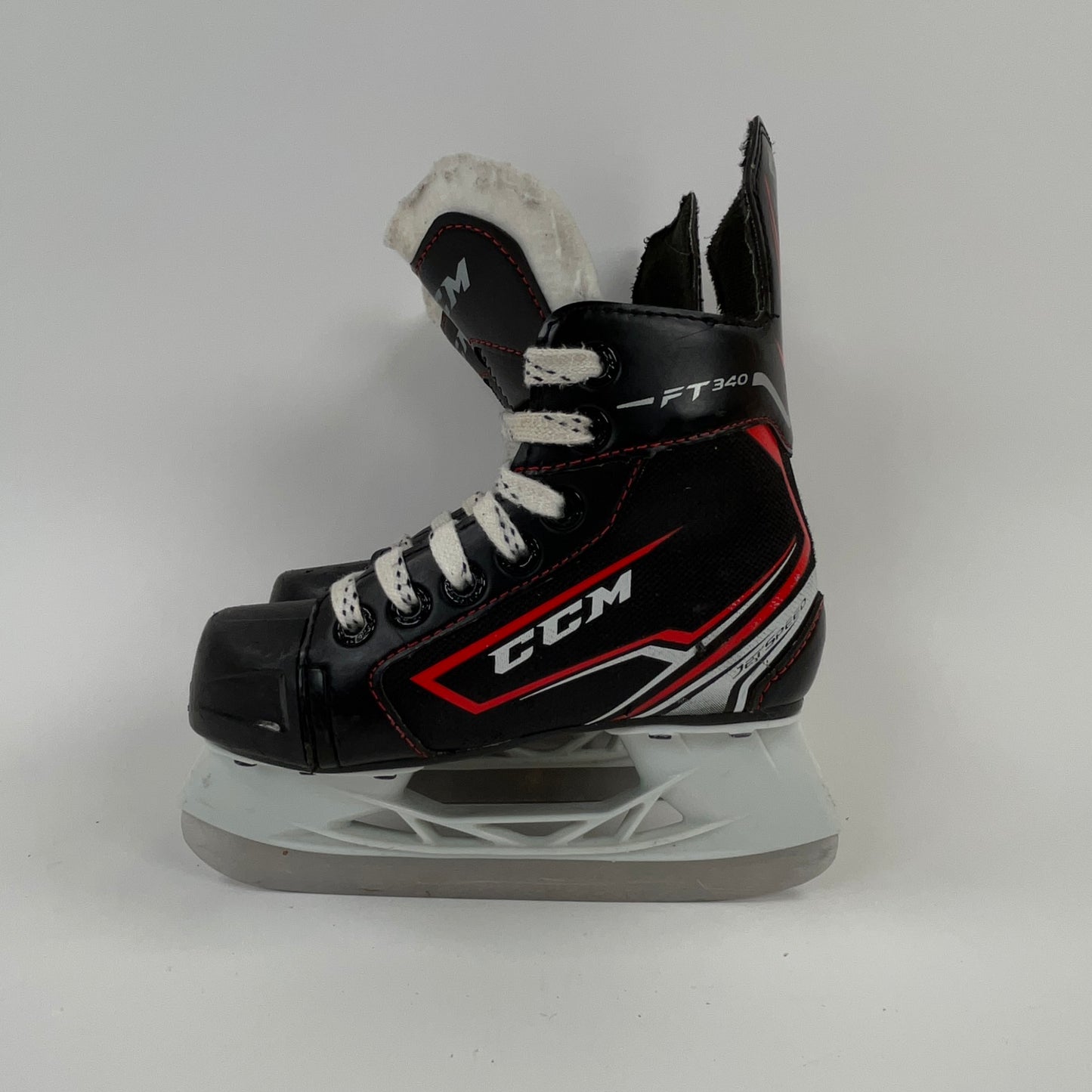 CCM FT340 Size 11 Youth Hockey Skates