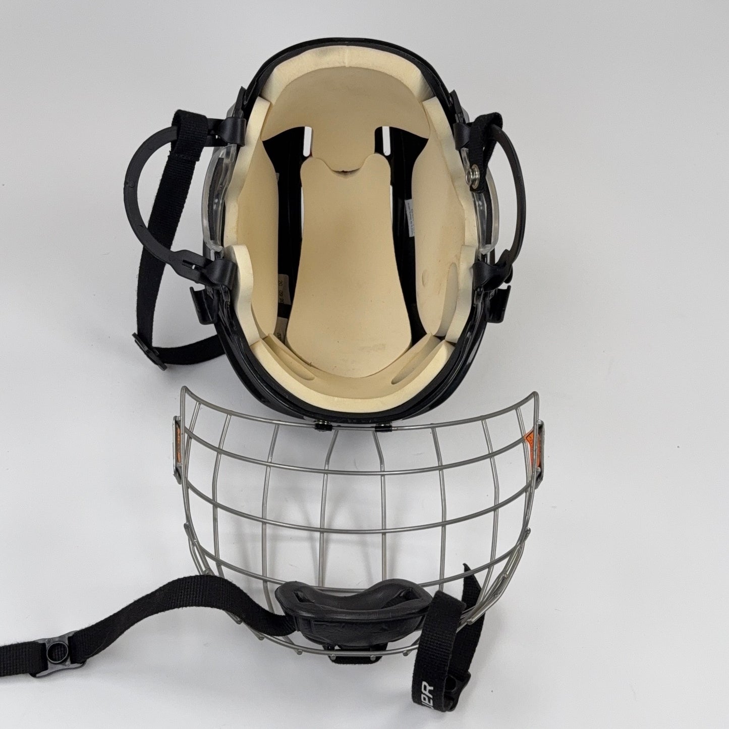 Bauer BHH4500 Medium 7" to 7 1/2" Hockey Helmet
