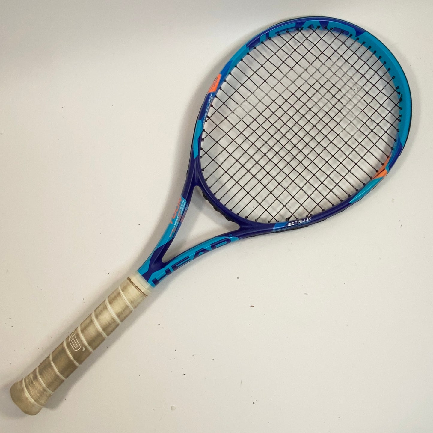 Head Attitude Tour Tennis Racket 4 3/8" Grip & 100in² Head Size