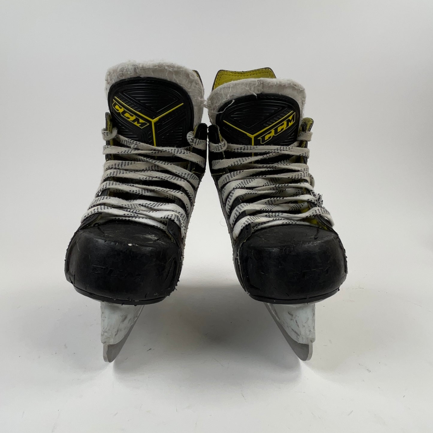 CCM Super Tacks 9380 Size 1 Junior Hockey Skates