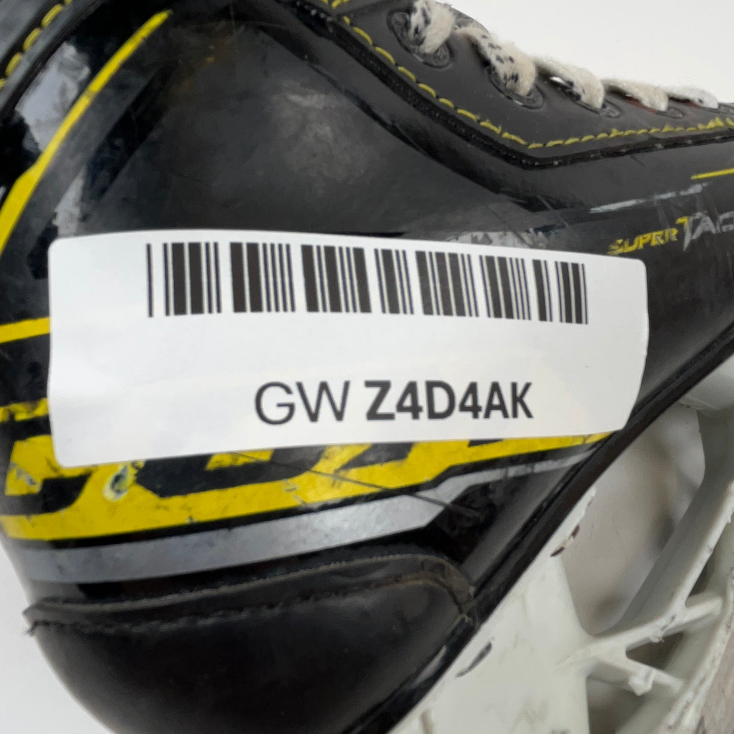 CCM Super Tacks 9380 Size 1 Junior Hockey Skates