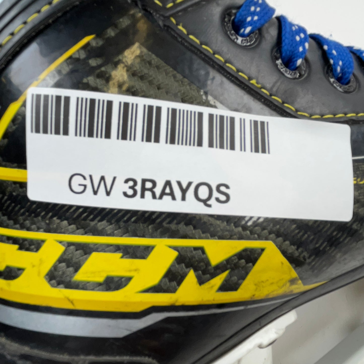 CCM Super Tacks Classic Size 2.5 Junior Hockey Skates