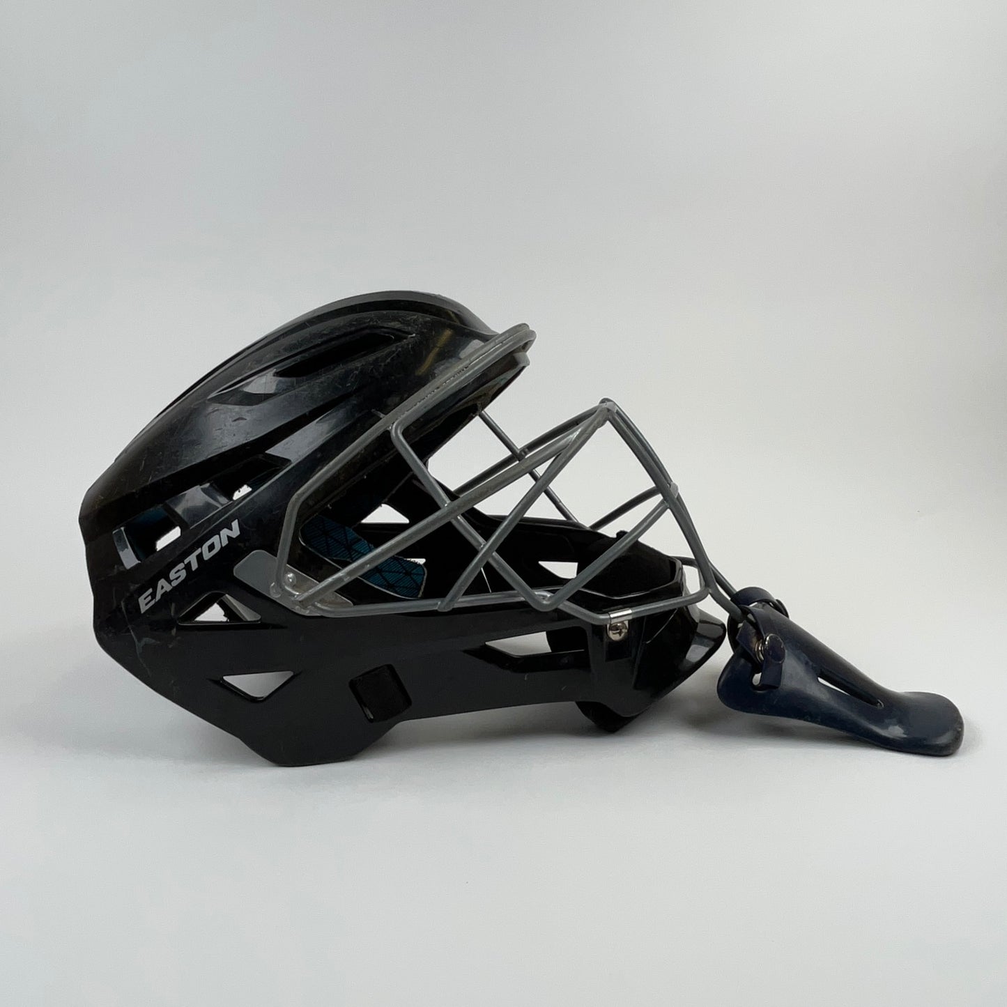 Easton Gametime Small 6 1/2" to 7 1/8" Catchers Helmet