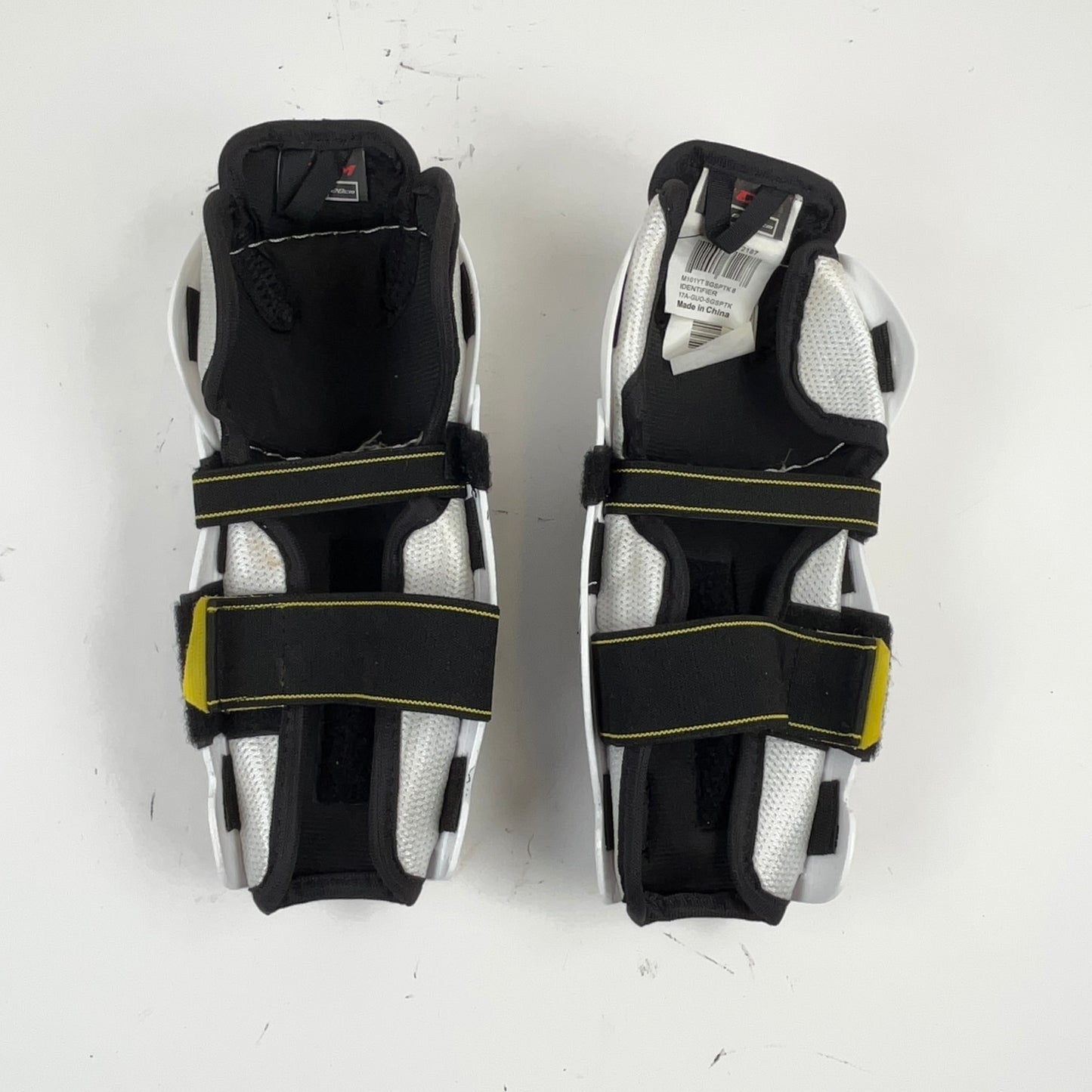 CCM Super Tacks Youth 8" Hockey Shin Guards
