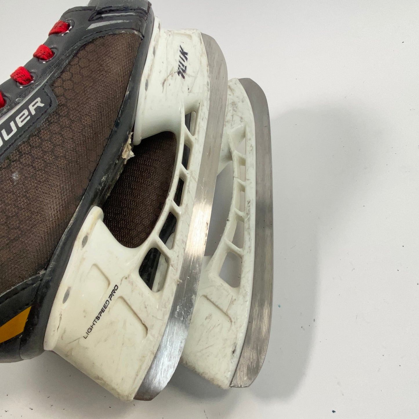 Bauer Supreme One.4 Size 3 Junior Hockey Skates