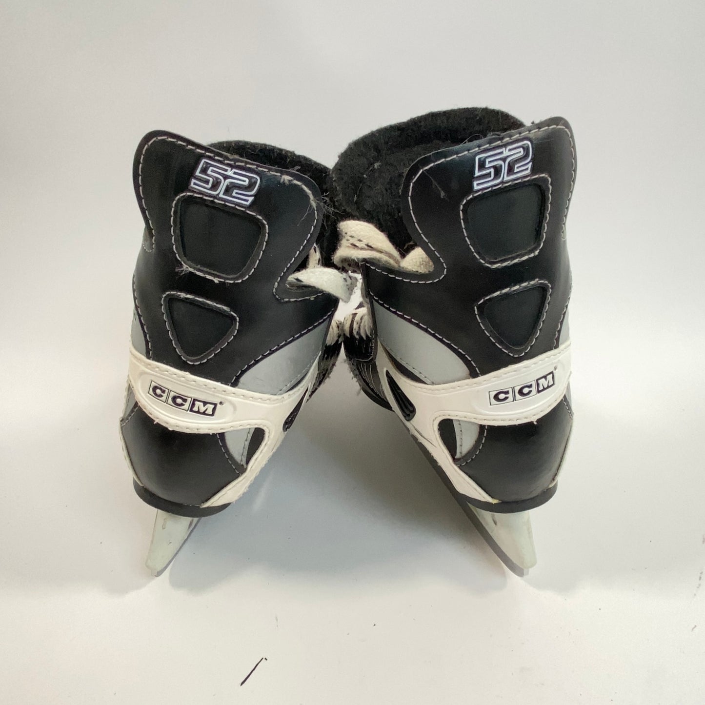 CCM 52 Size 9Y Youth Hockey Skates