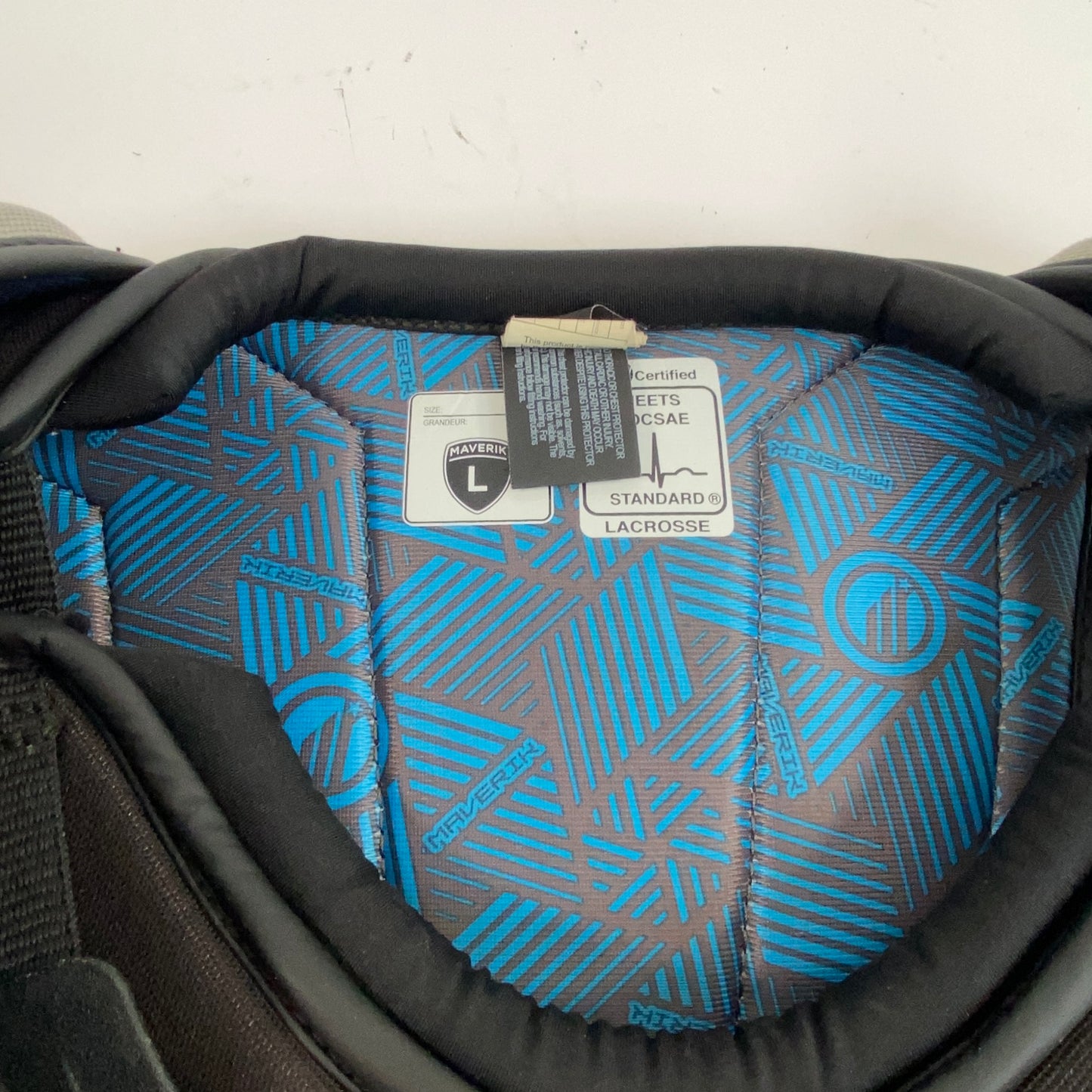 Maverik Charger Youth Large Lacrosse Shoulder Pads