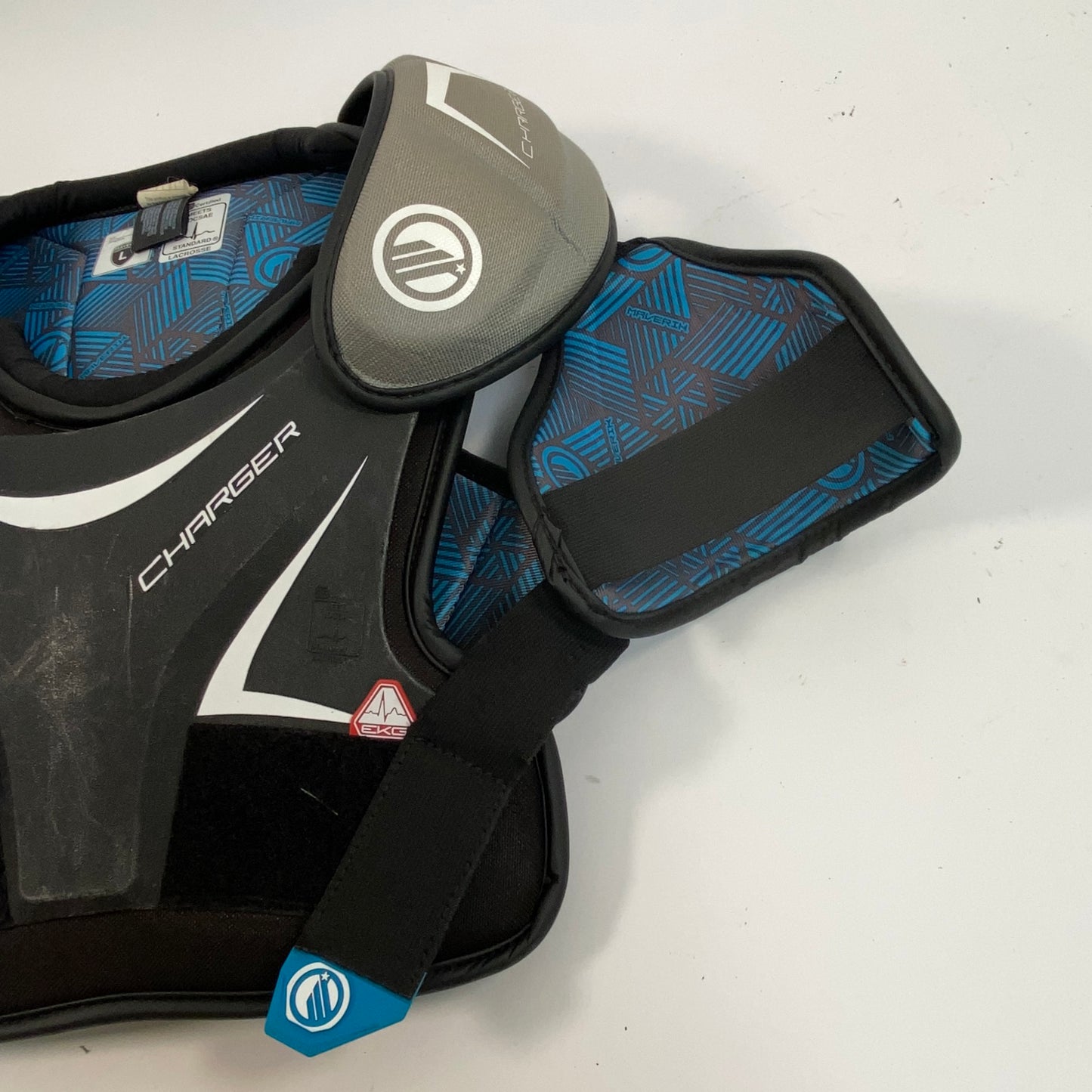 Maverik Charger Youth Large Lacrosse Shoulder Pads
