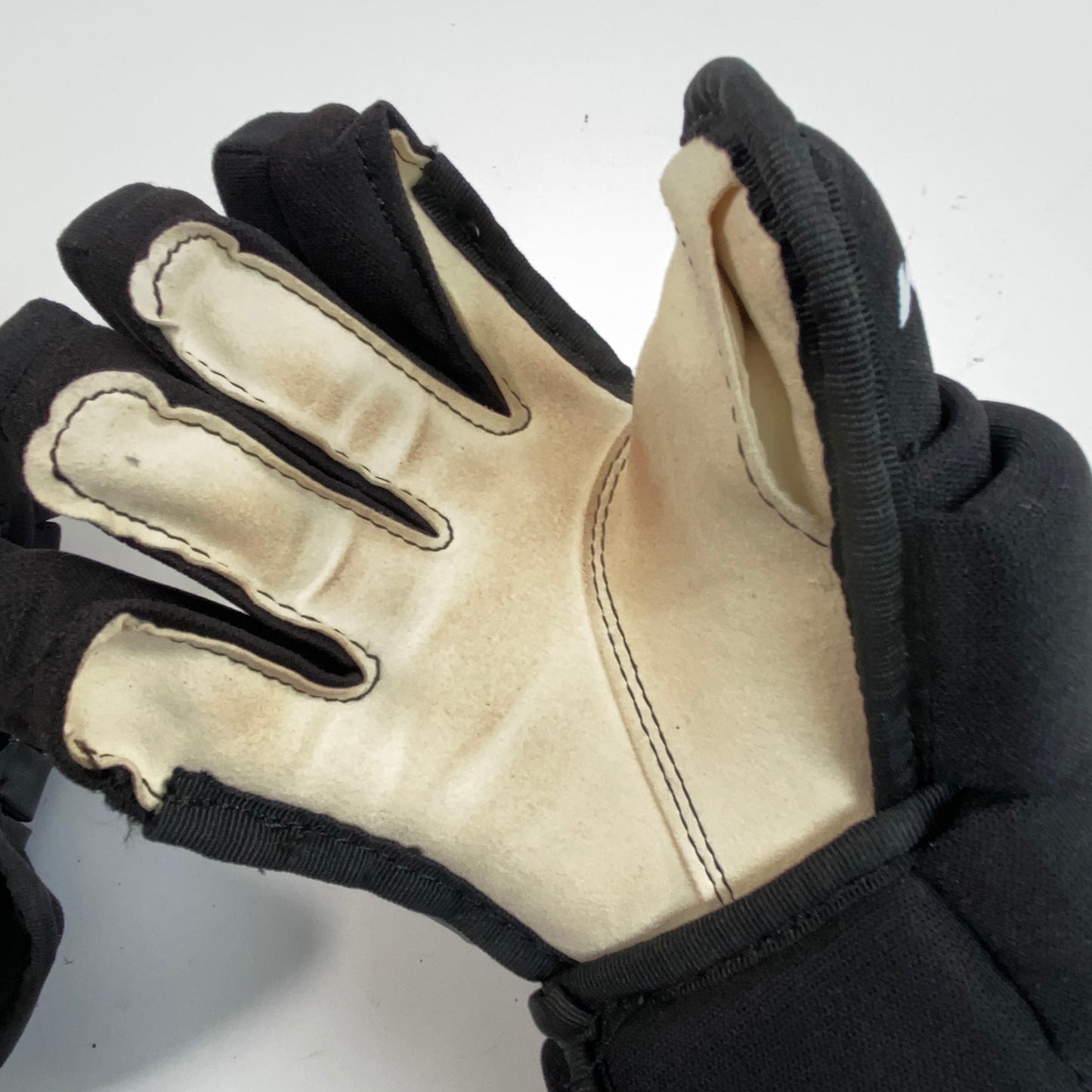 CCM T4R Junior 11" Hockey Gloves