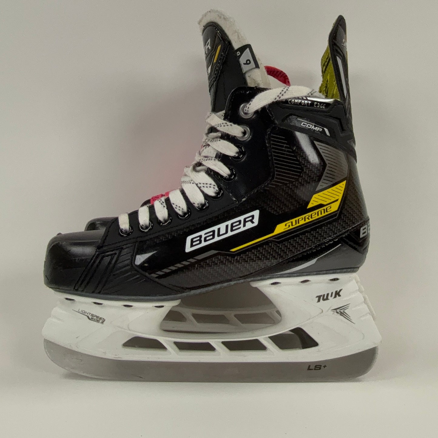 Bauer Supreme Comp Size 6 Intermediate Hockey Skates