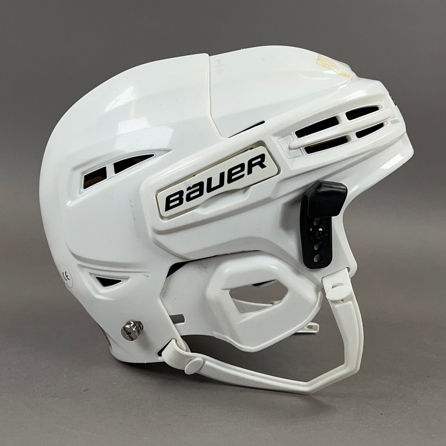 Bauer Prodigy S/M Adjustable 6" to 6 5/8" Youth Hockey Helmet