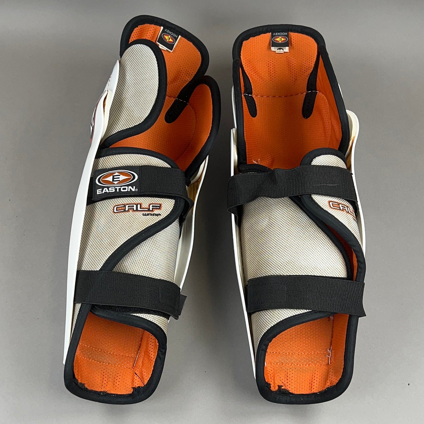 Easton Synergy 300 Intermediate 14" Hockey Shin Guards