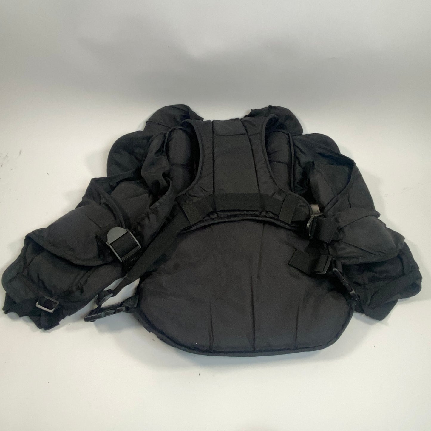 Tour Gravity Tec Retro Lite Senior Medium Goalie Chest Protector