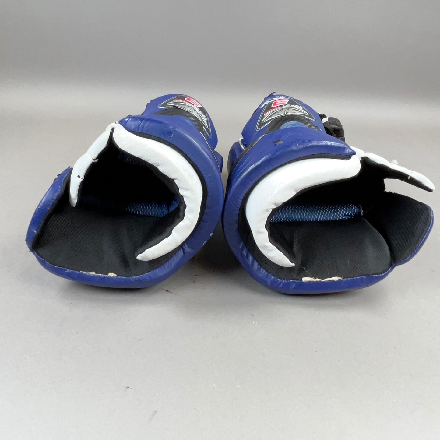 Mission Wicked 3 Senior 14" Hockey Gloves