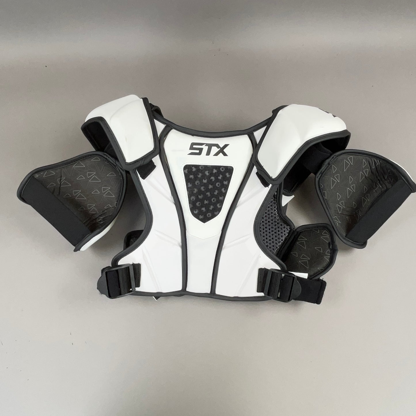 STX Cell IV Junior Medium Lacrosse Shoulder Pads