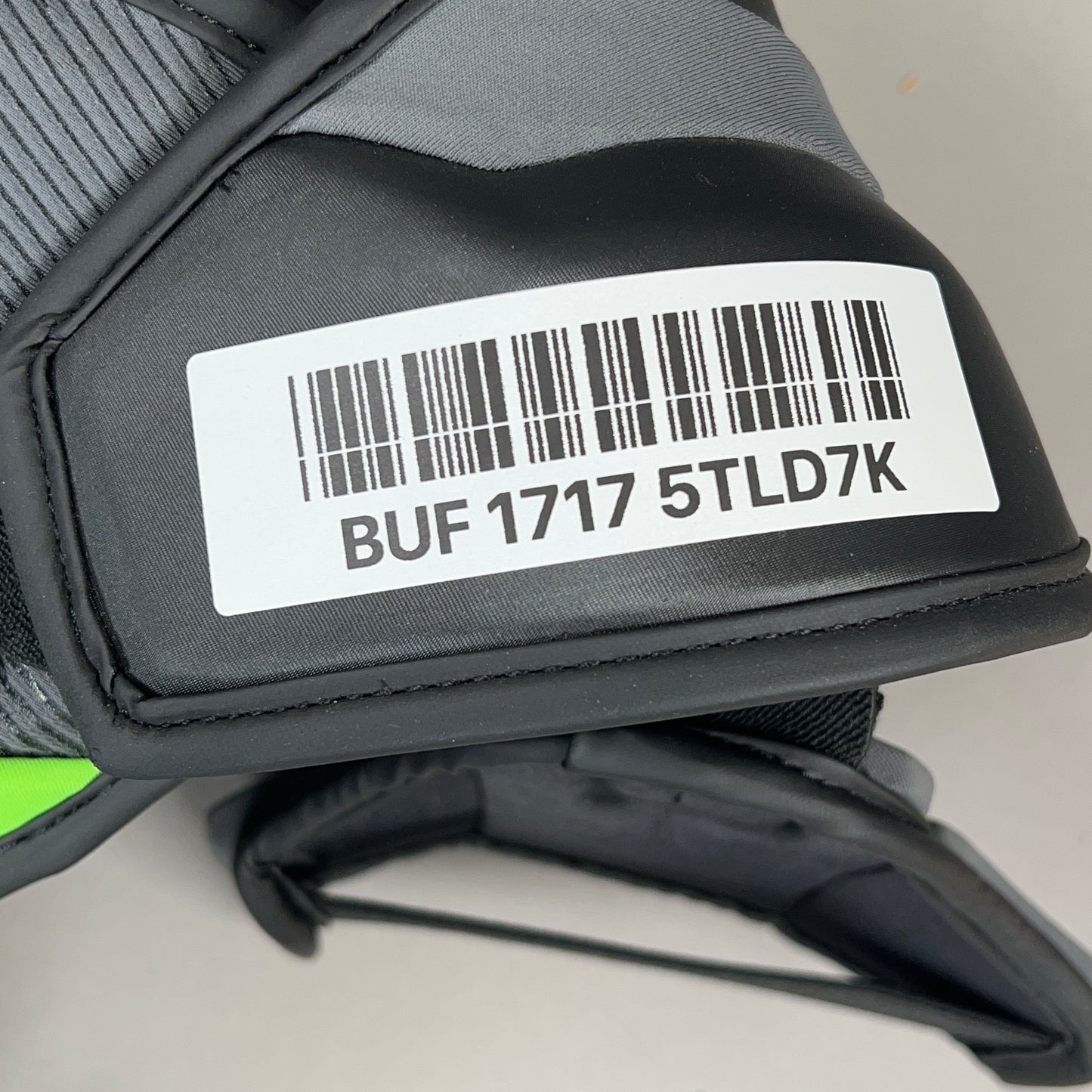 Nike Vapor Youth Medium Lacrosse Shoulder Pads