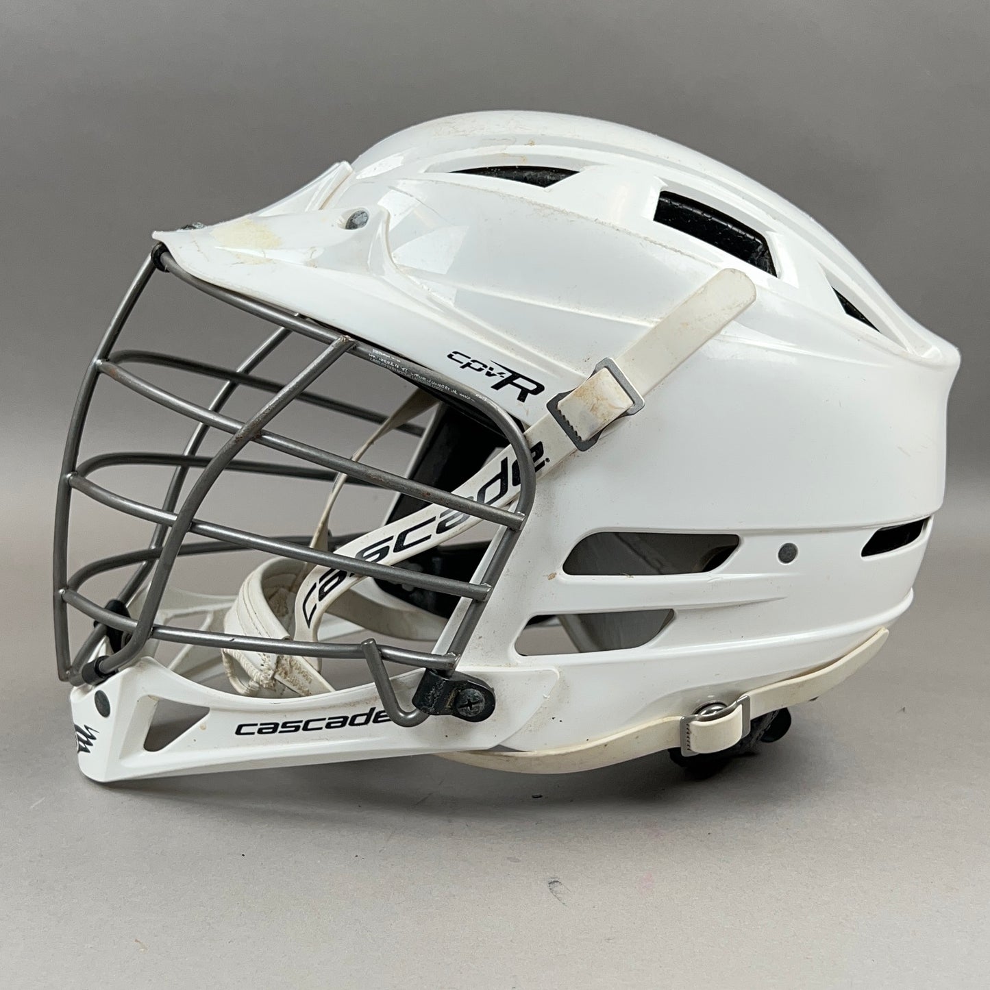 Cascade CPV-R OSFM Adjustable 21" to 22.5", Junior Lacrosse Helmet