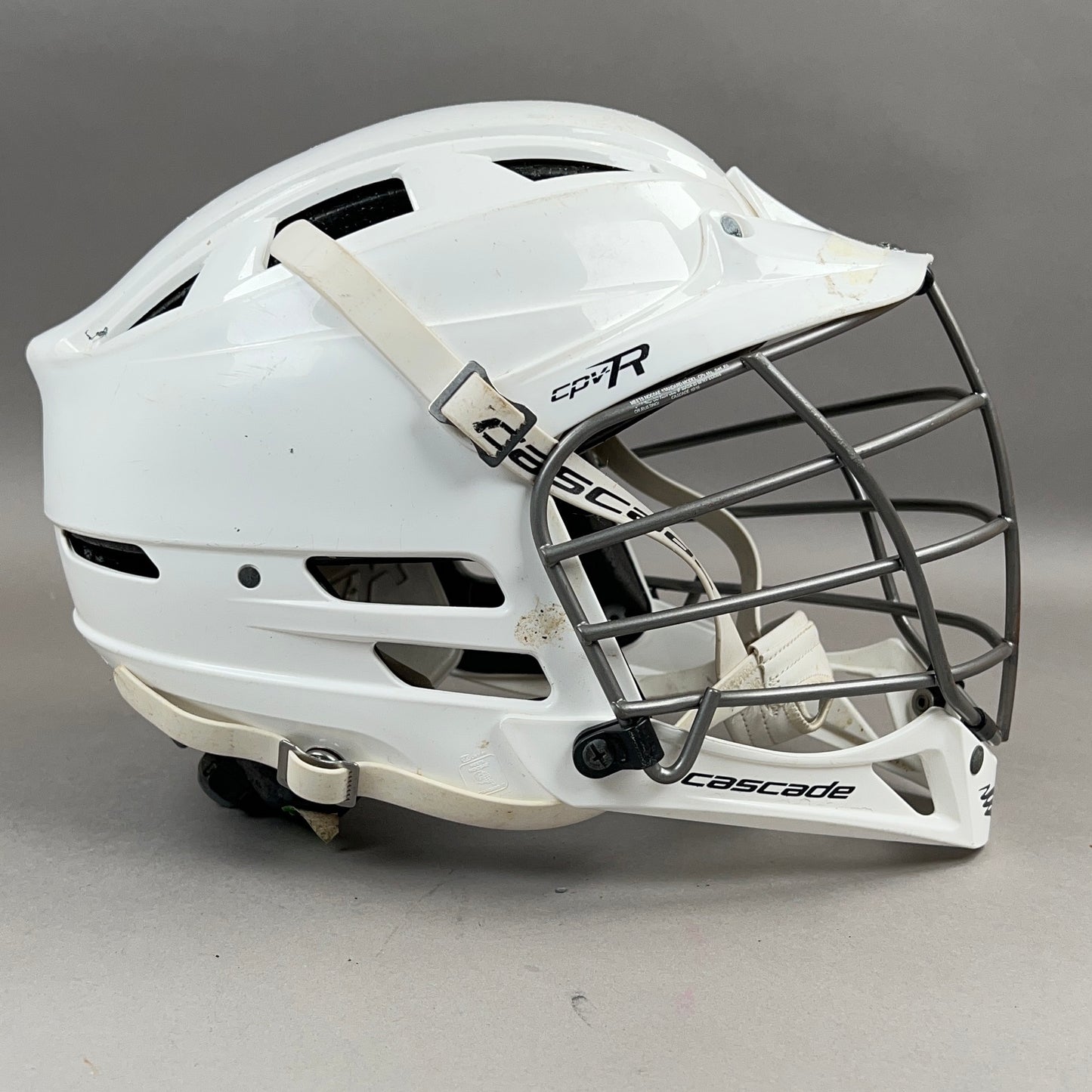 Cascade CPV-R OSFM Adjustable 21" to 22.5", Junior Lacrosse Helmet