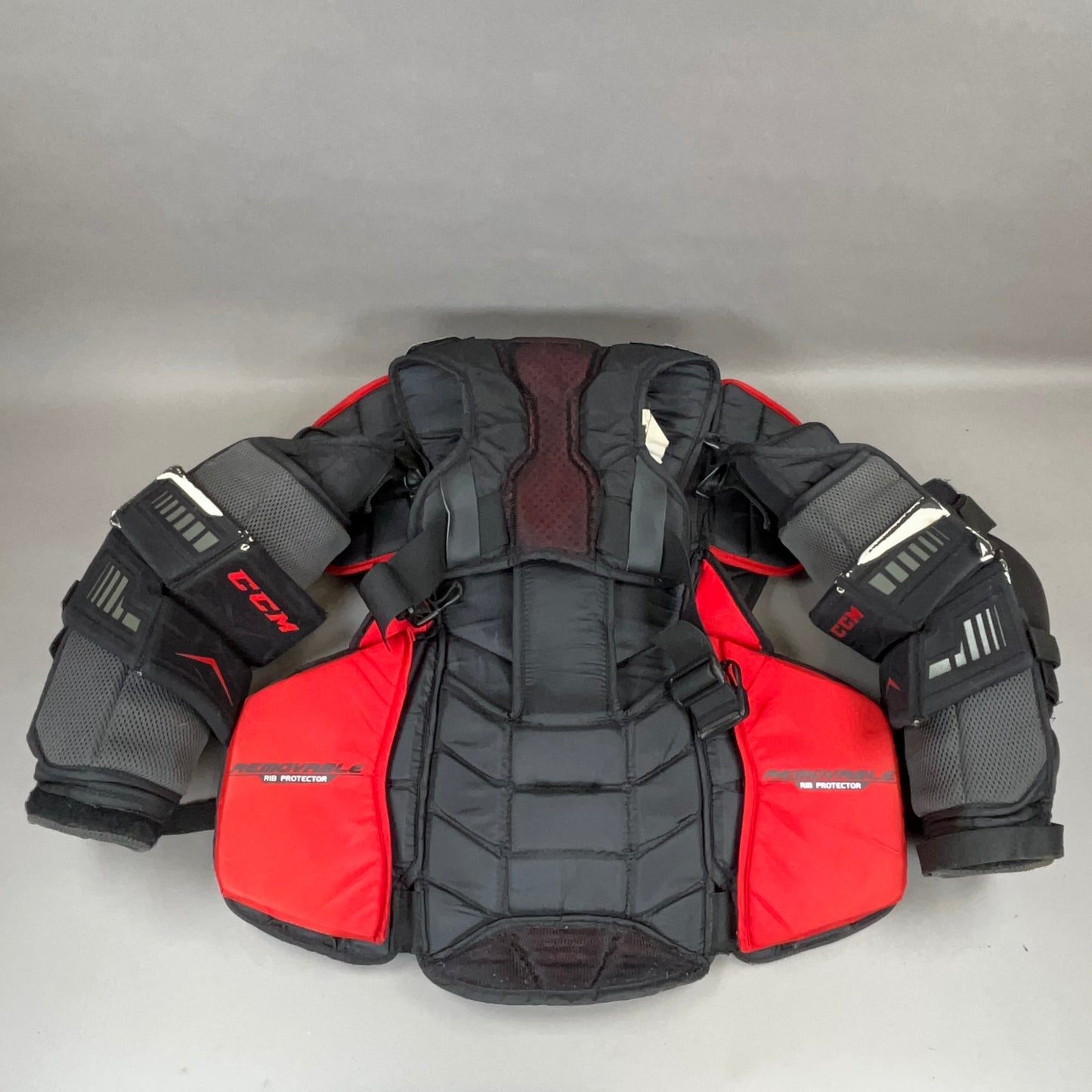 CCM E2.9 Intermediate Medium Goalie Chest Protector