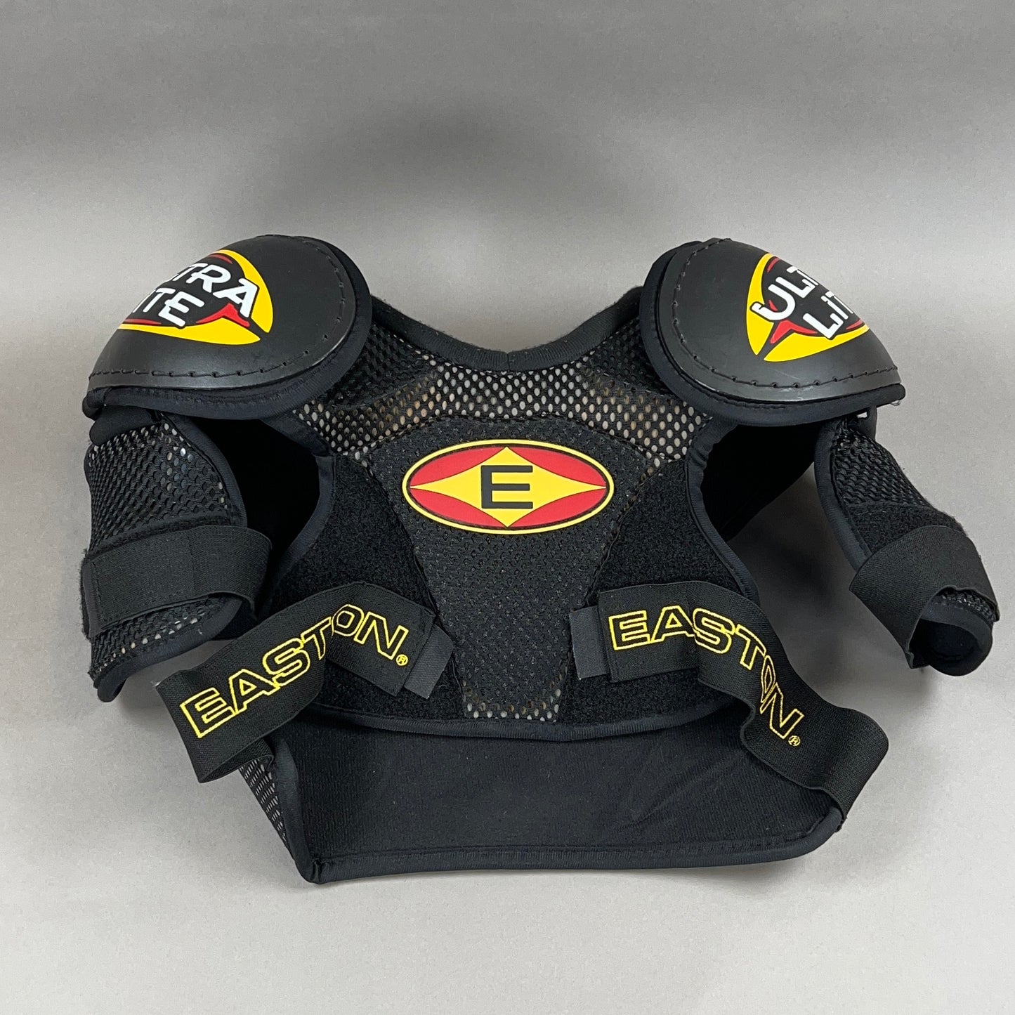 Easton Ultra Lite Junior Large Hockey Shoulder Pads