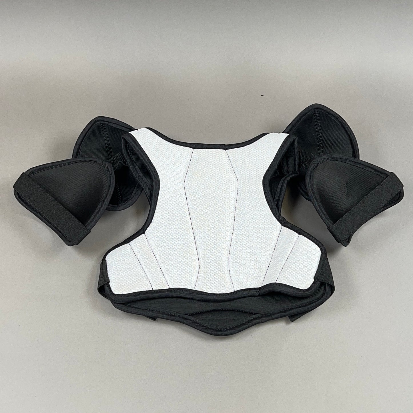 CCM LTP Youth Medium Hockey Shoulder Pads