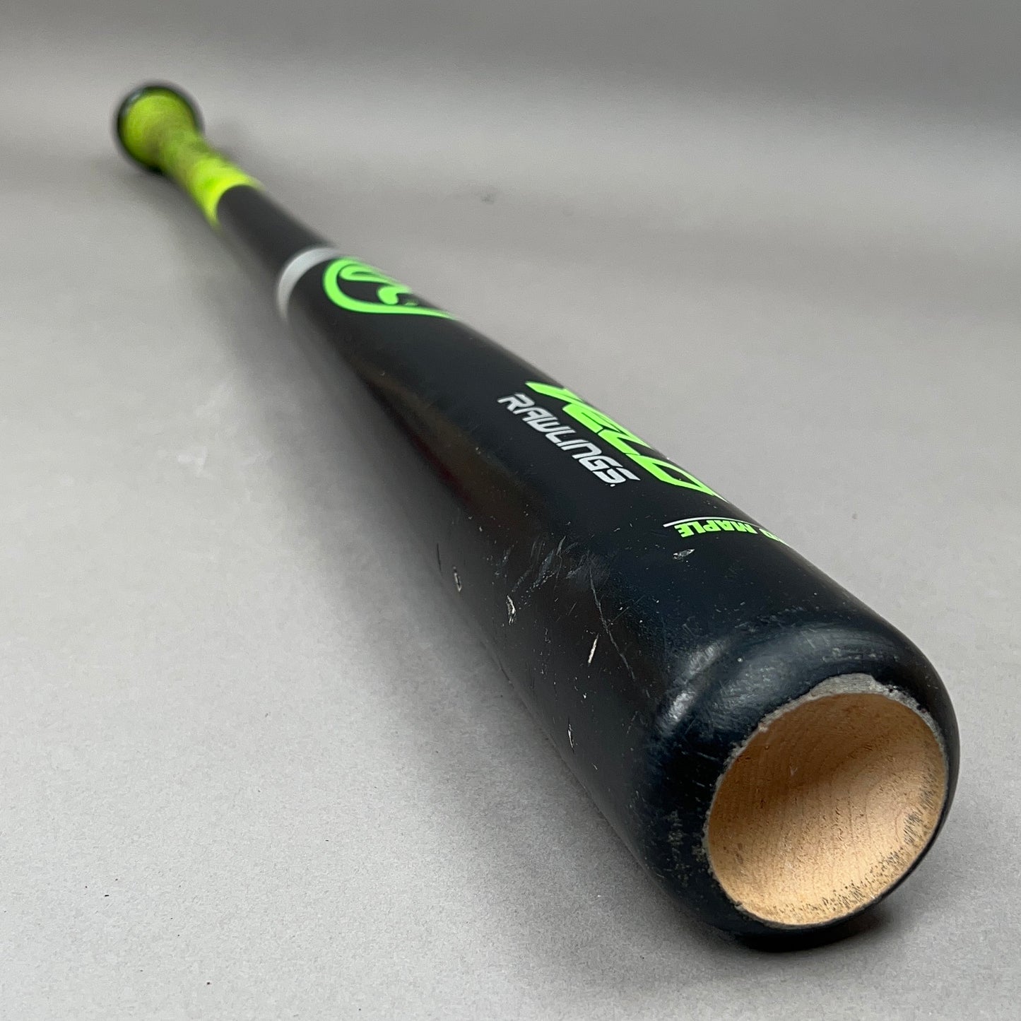 Rawlings Velo Hard Maple RM27 32/29 (-3) Wooden Baseball Bat