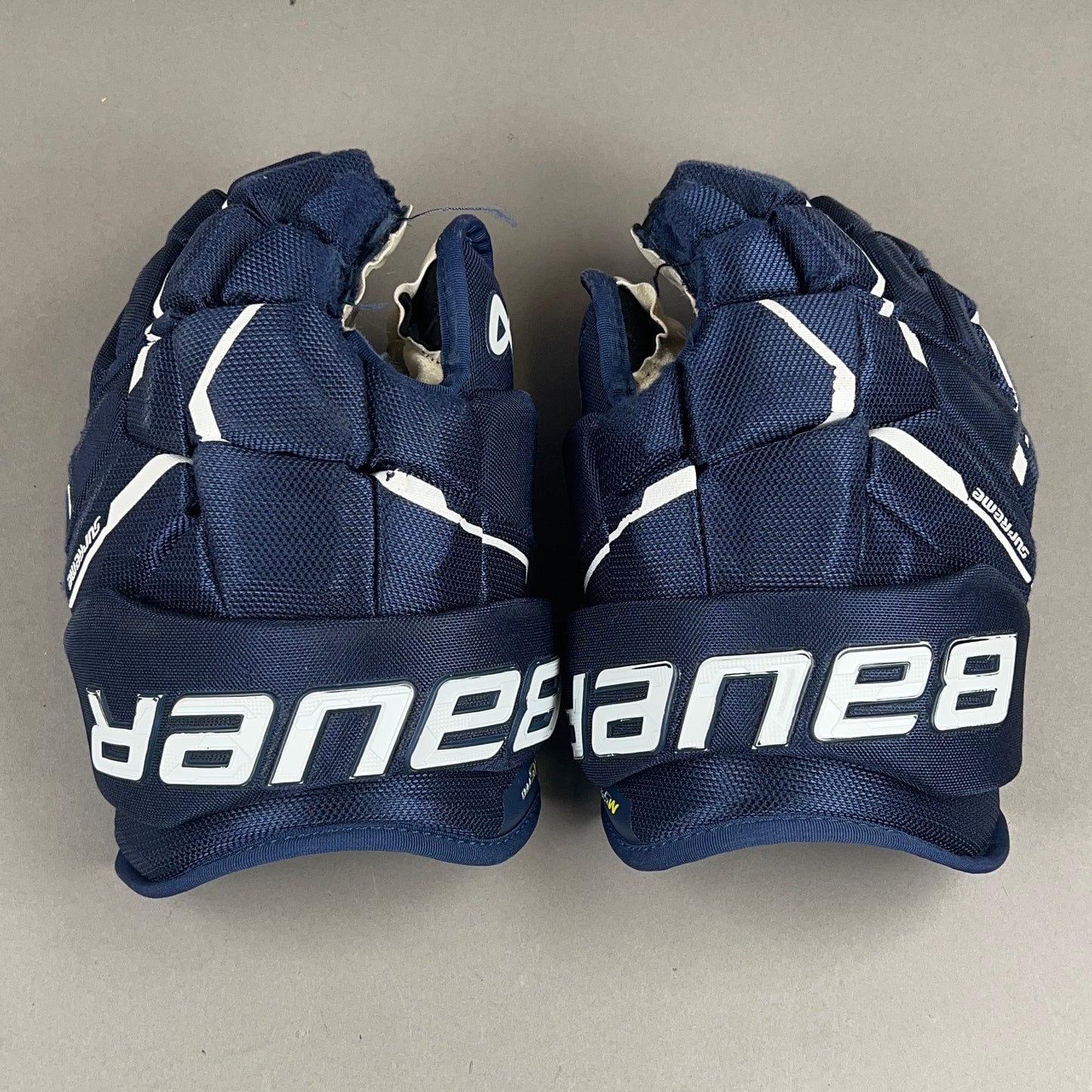Bauer Supreme M5 Pro Junior 12" Hockey Gloves