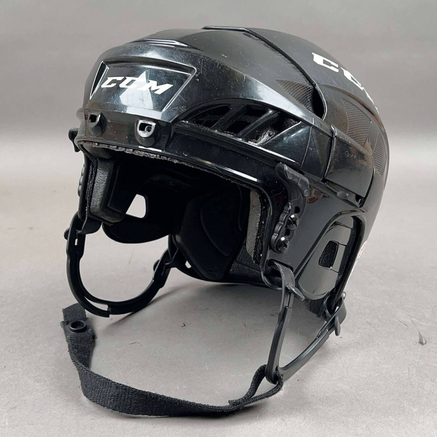 CCM FL40 Small 6 3/8" to 7" Senior Hockey Helmet