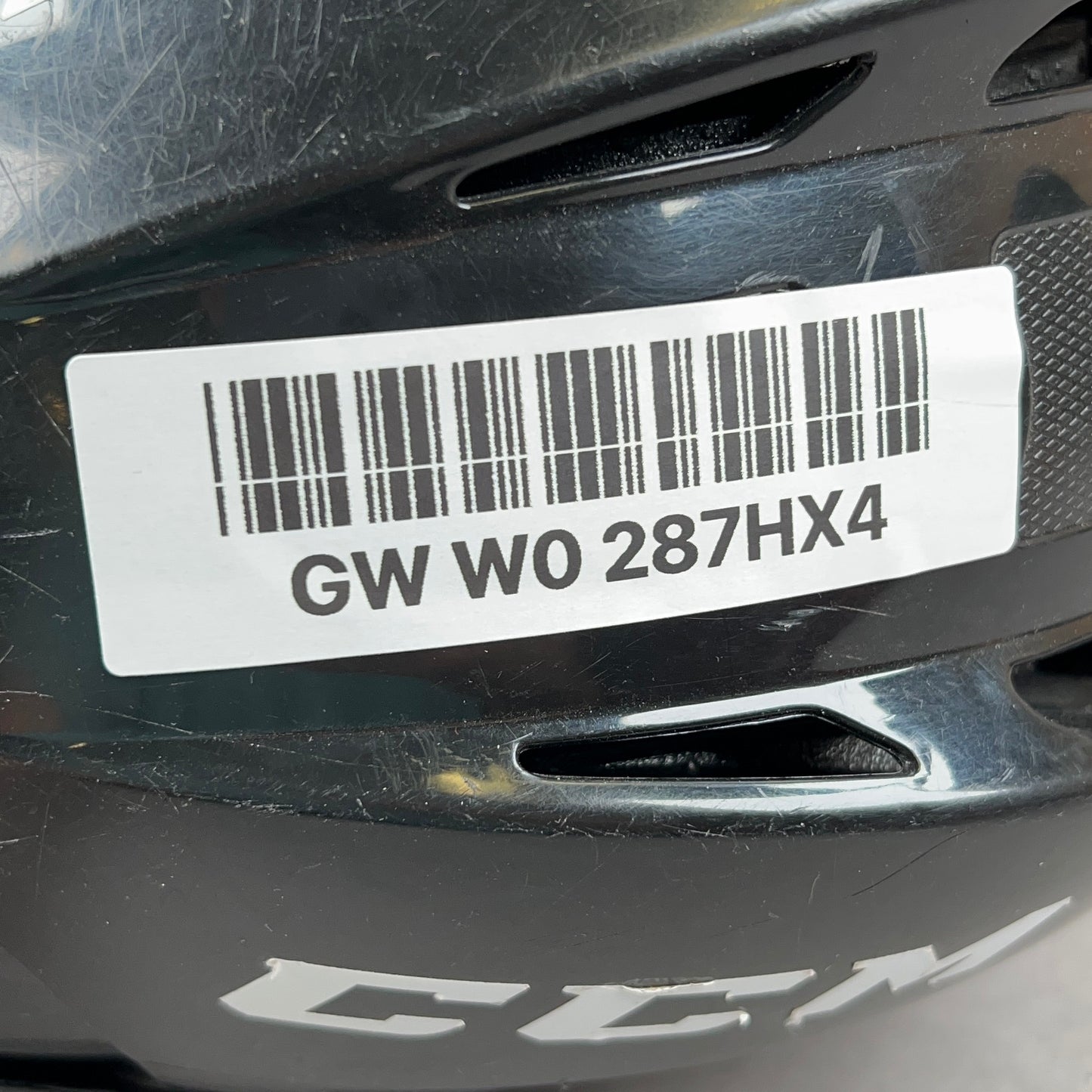 CCM FL40 Small 6 3/8" to 7" Senior Hockey Helmet