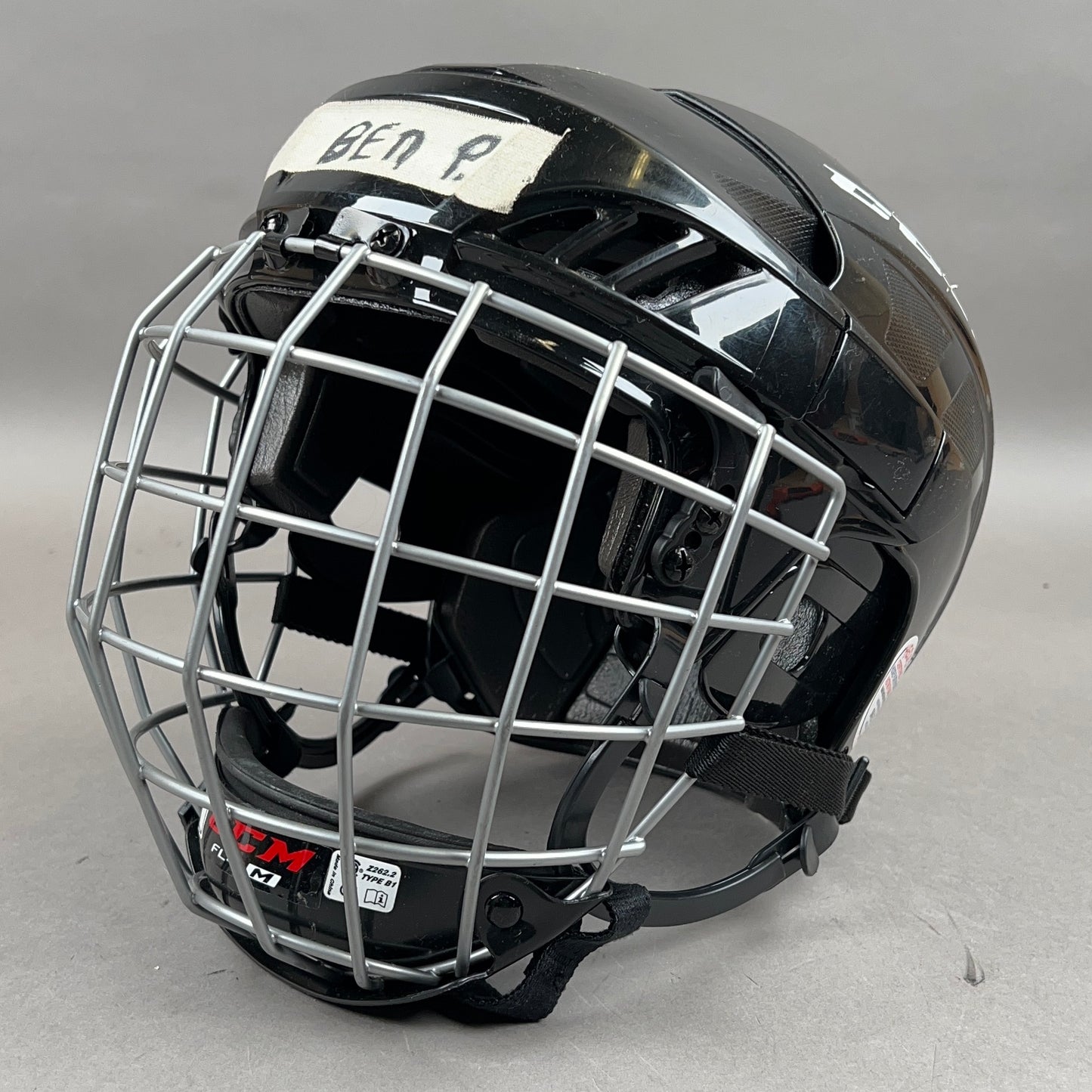 CCM FL40 Medium 6 7/8" to 7 3/8" Hockey Helmet