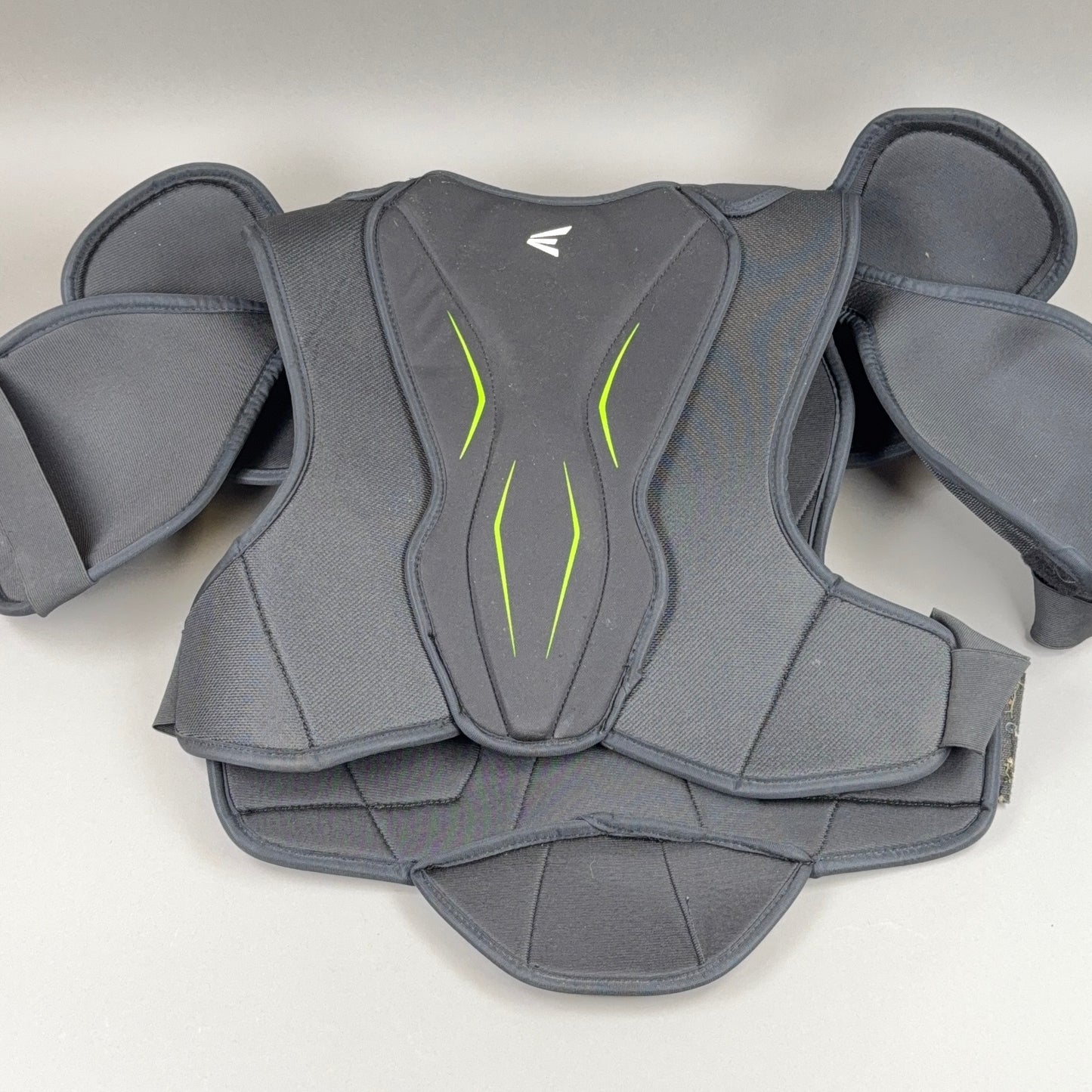 Easton Stealth 55S Senior X-Large Hockey Shoulder Pads