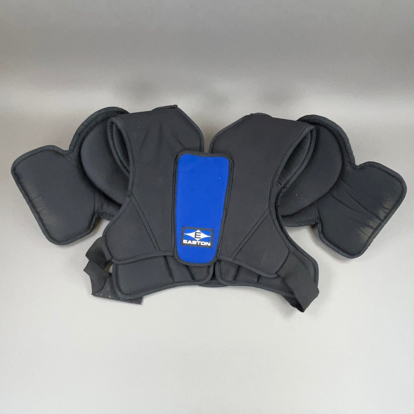 Easton Xtreme Senior Medium Hockey Shoulder Pads